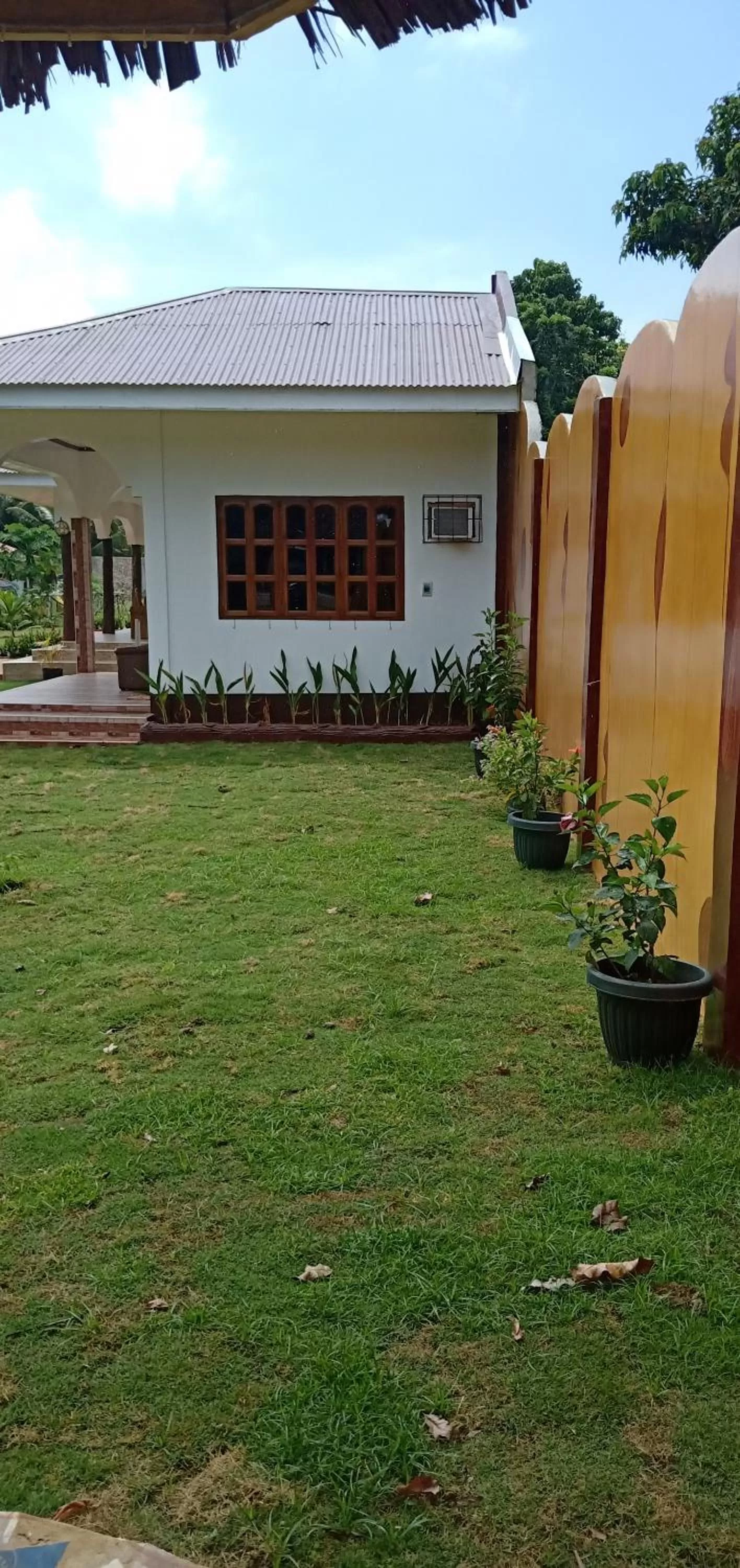 Balcony/Terrace, Property Building in E&N Paradise Island Resort