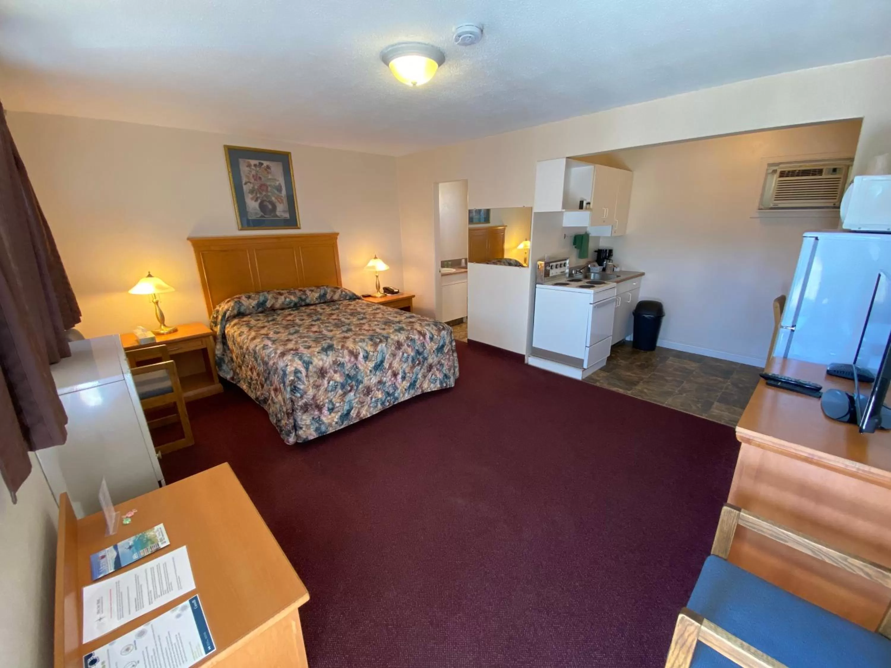 Bed in Silver Star Motel