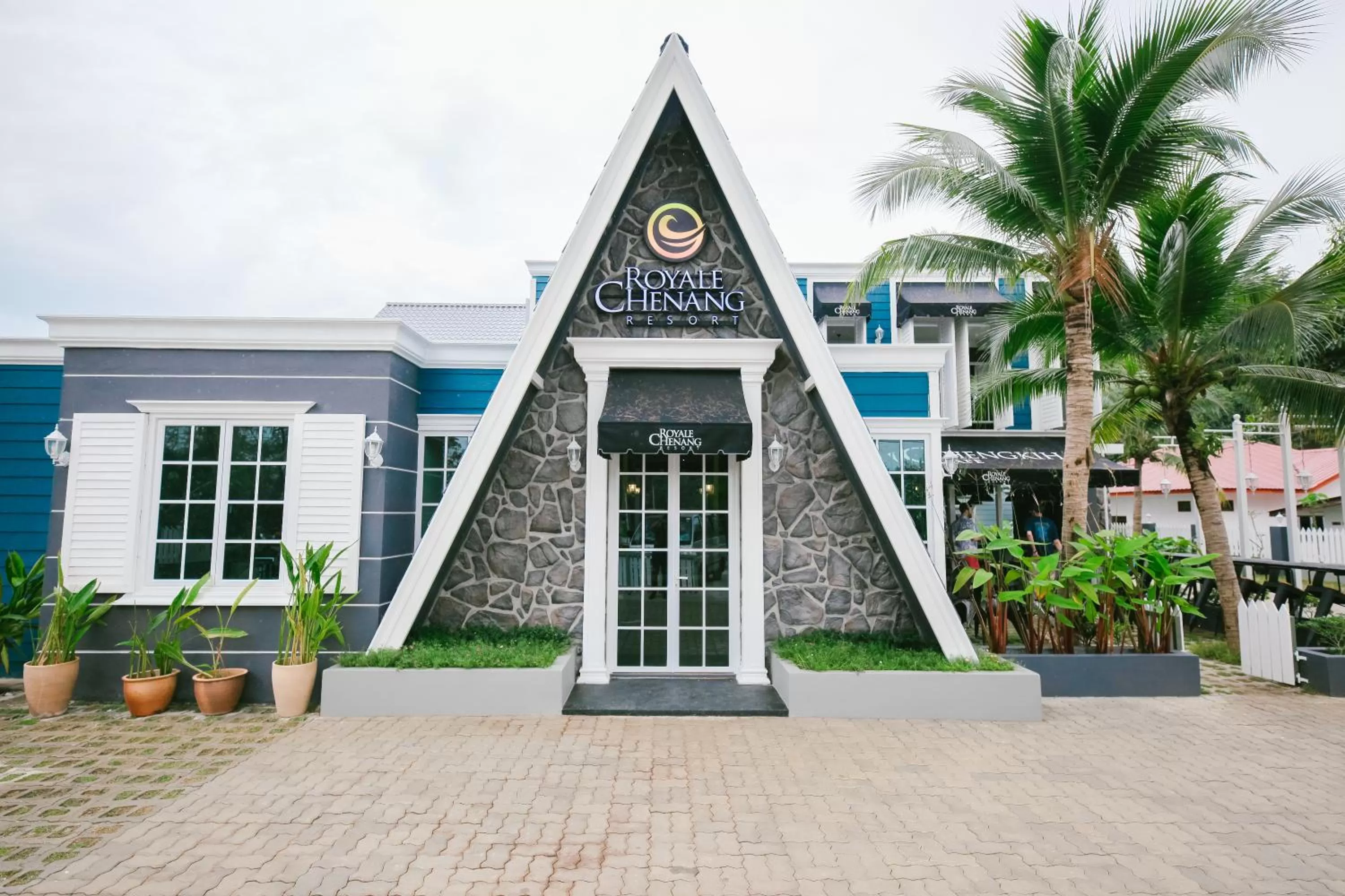 Property building in Royale Chenang Resort