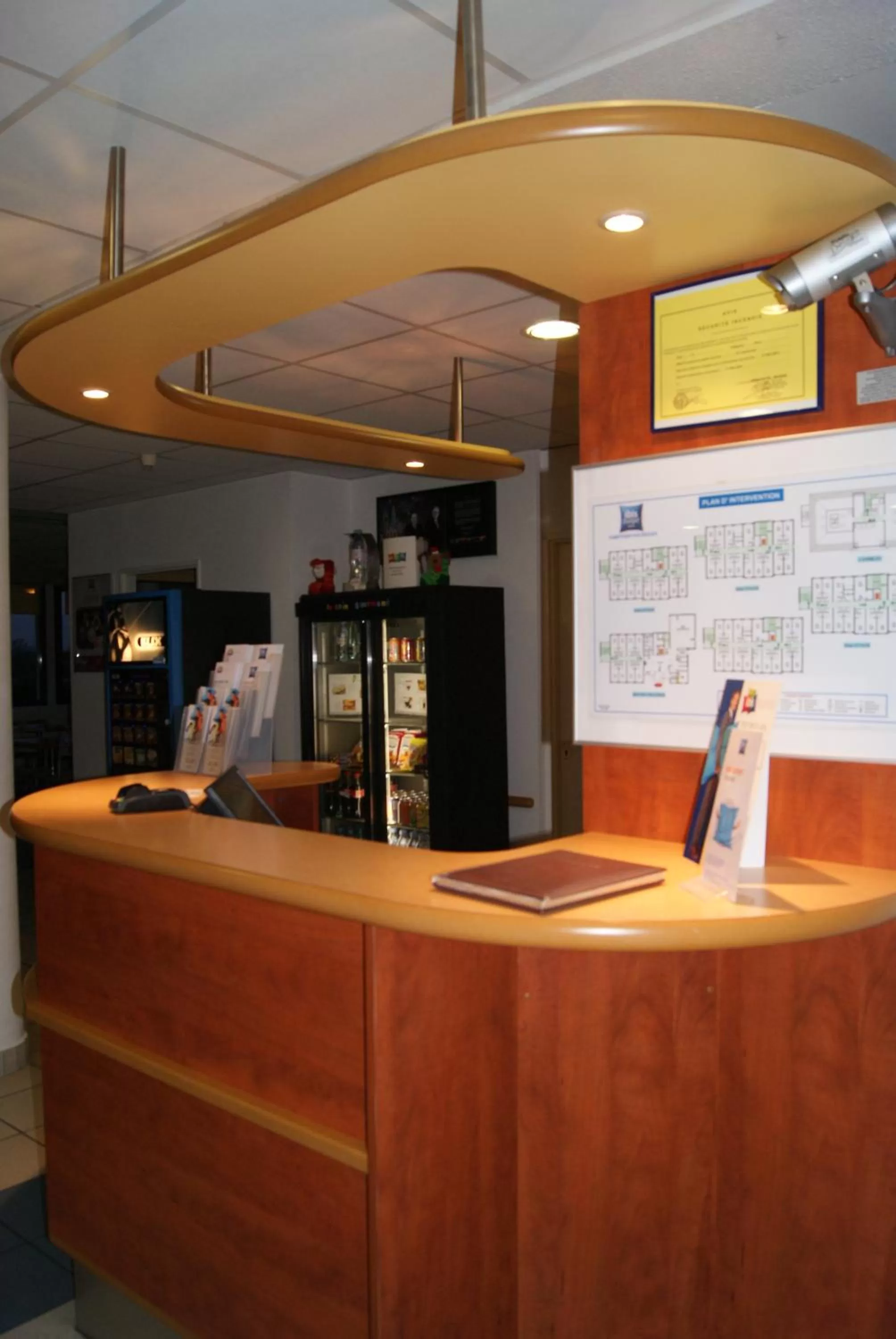 Lobby or reception in ibis budget Nevers Varennes Vauzelles