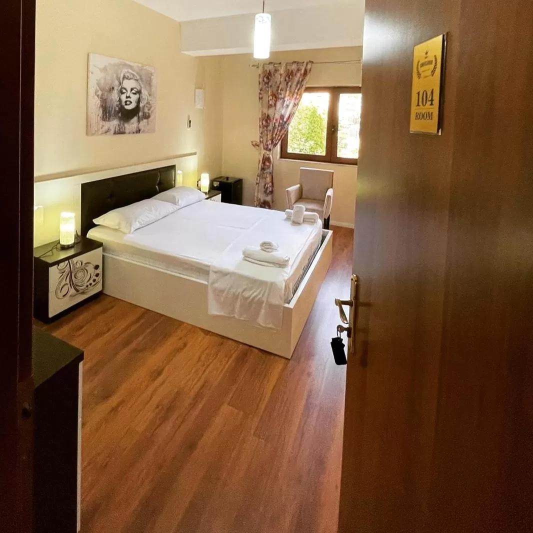 Bed in Hotel Ambasador