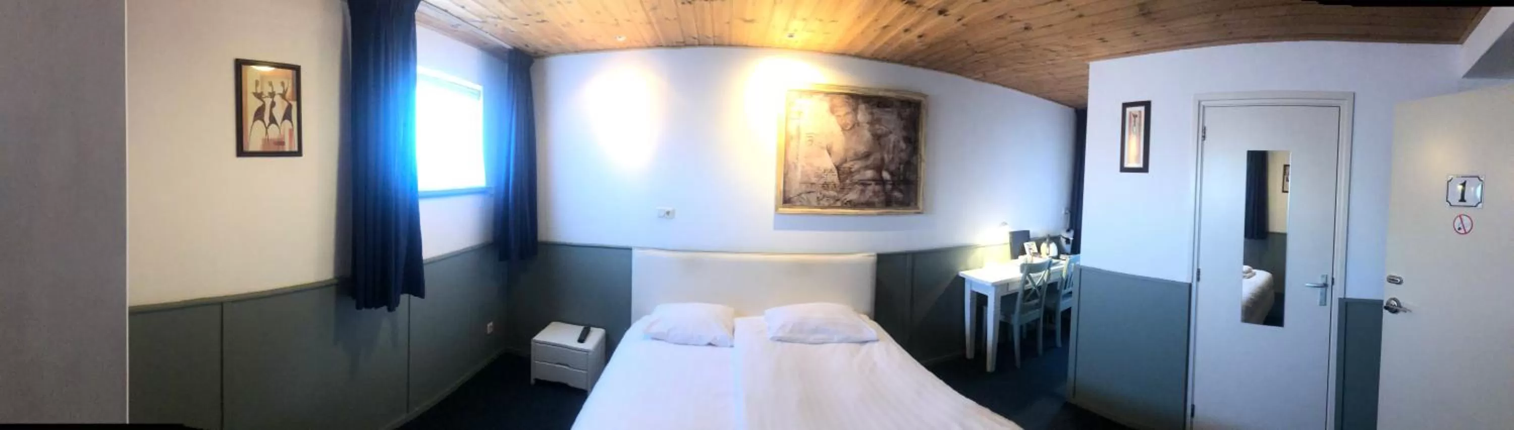 Bedroom, Bed in Hotel Verhoeven