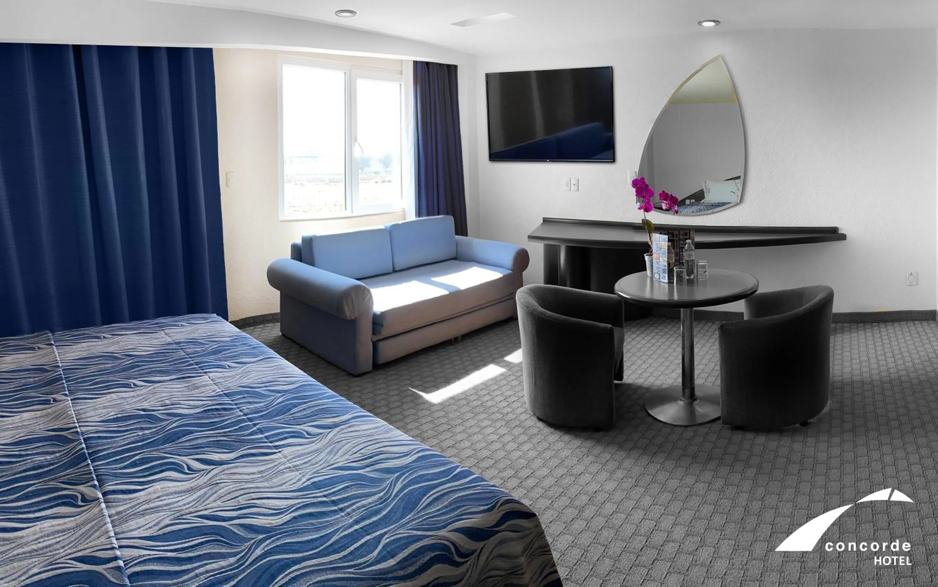 Photo of the whole room, Bed in Hotel Concorde Toluca