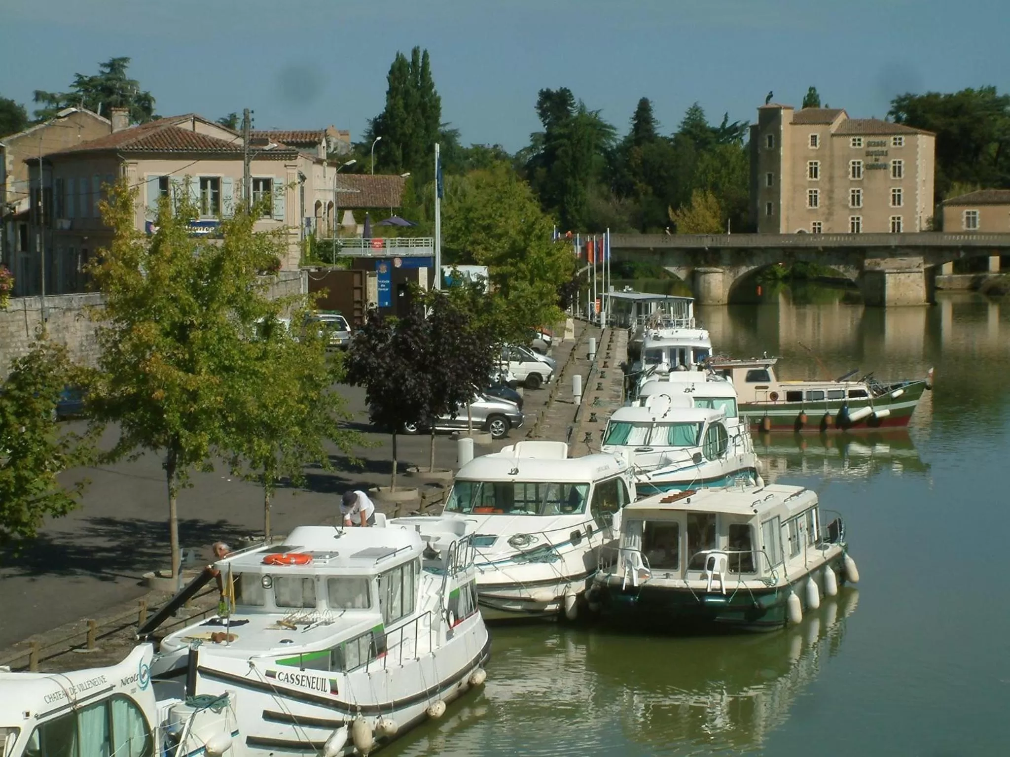 Other in Les Trois Lys