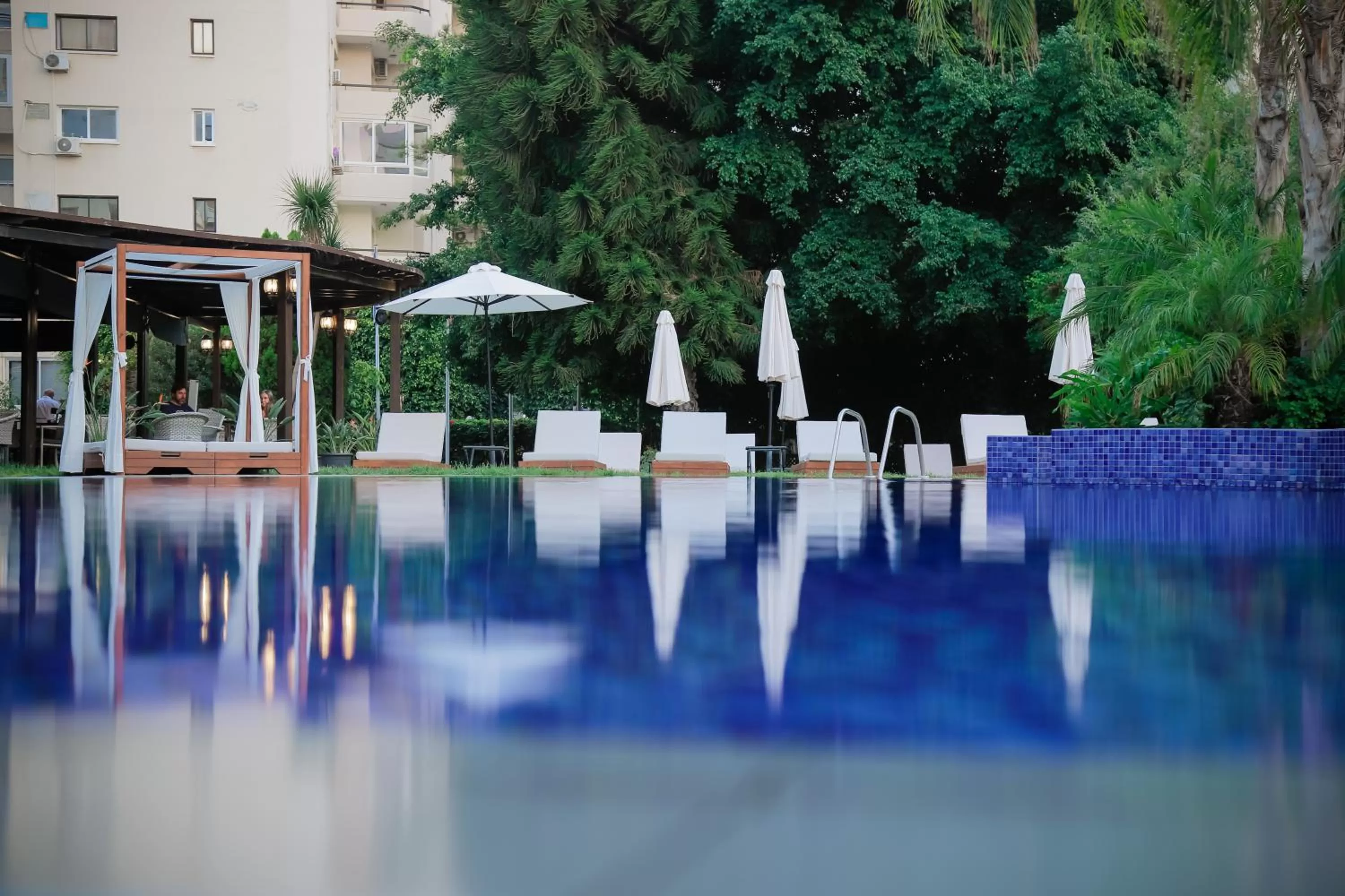 Swimming pool in Odysseia Hotel Kapetanios