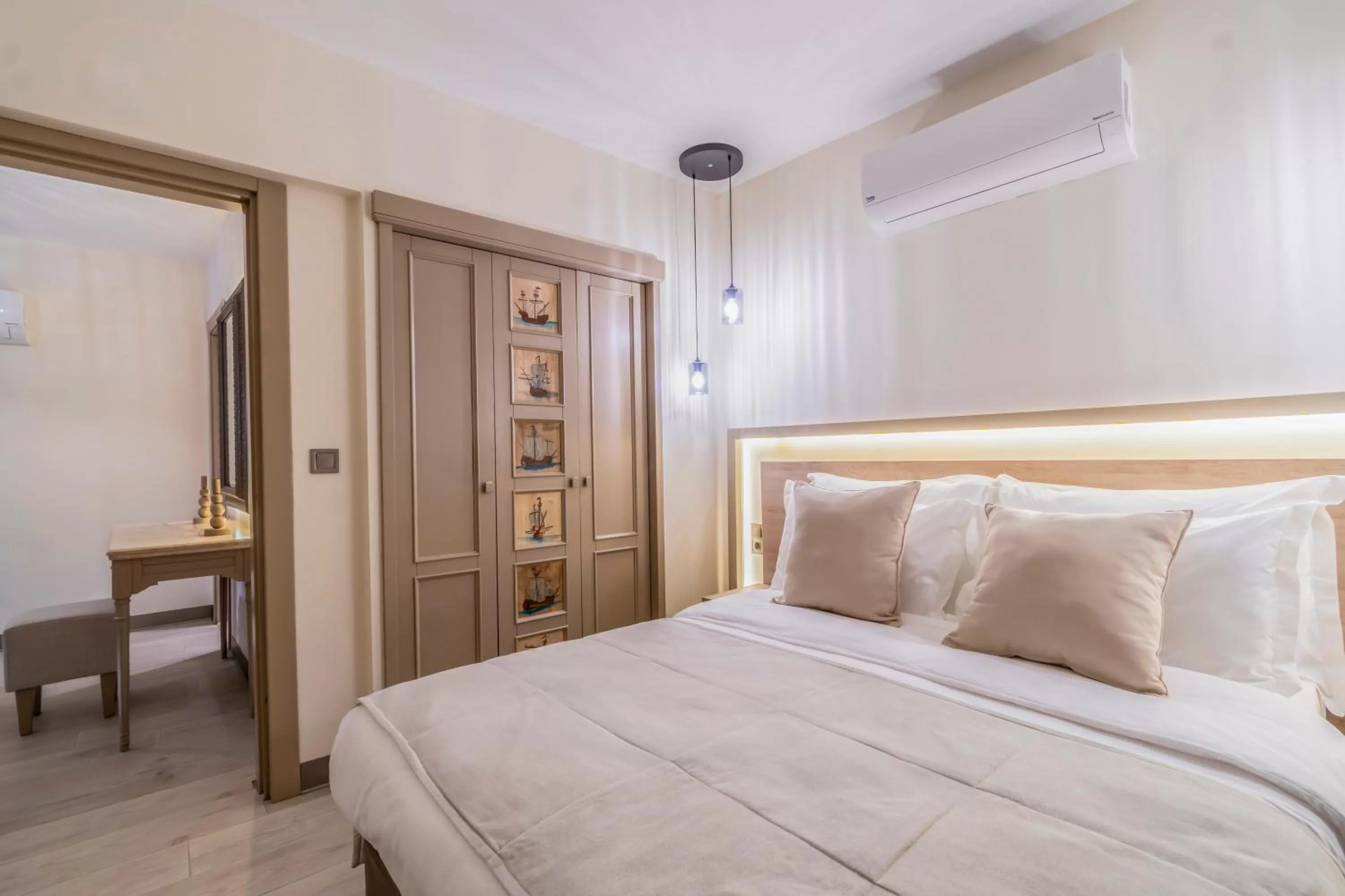 Bedroom, Bed in Manzara Boutique Hotel - Adults Only