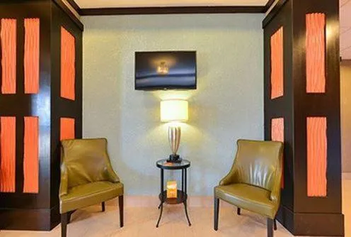 Seating Area in Suburban Studios