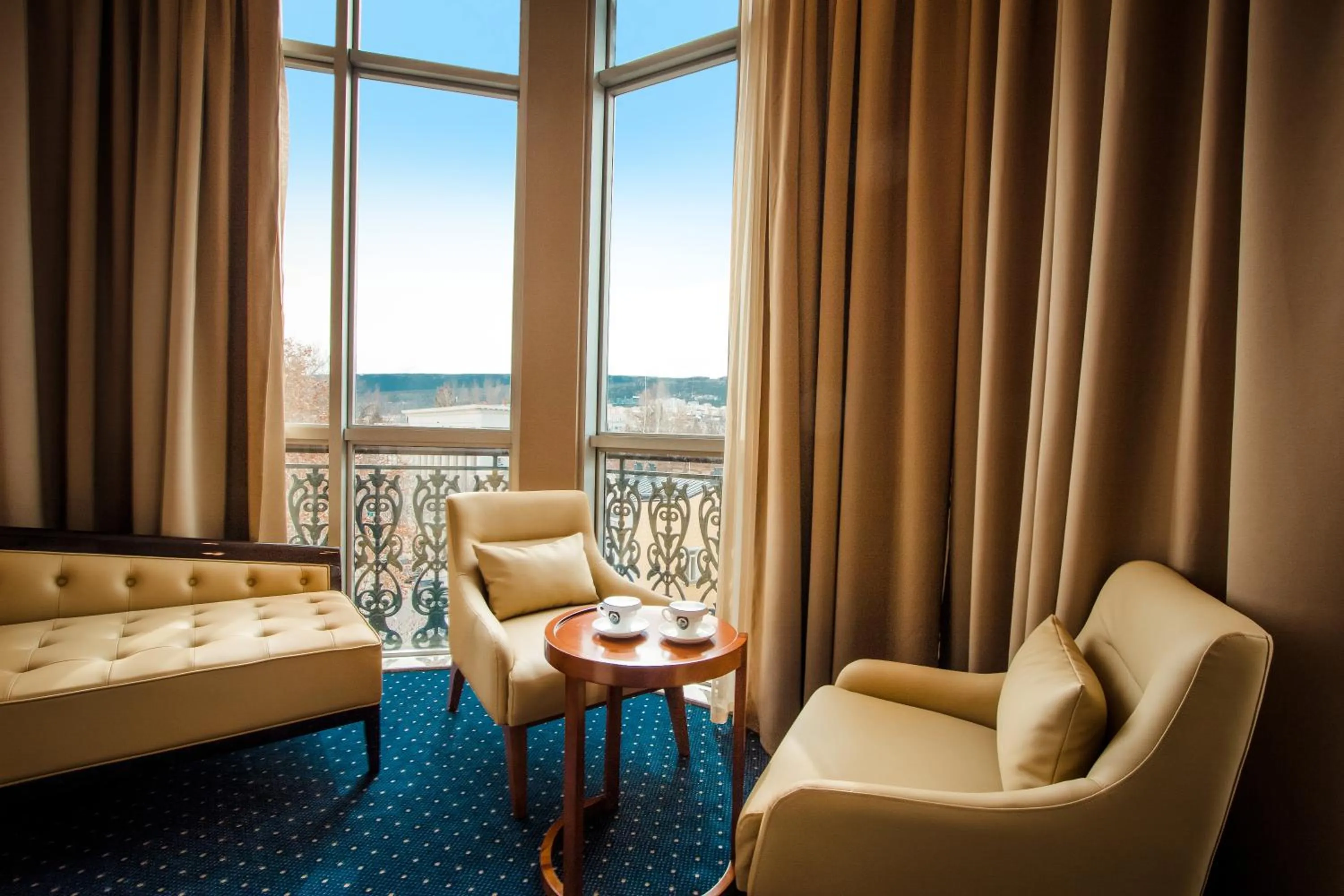 Junior Suite in New Tiflis Hotel