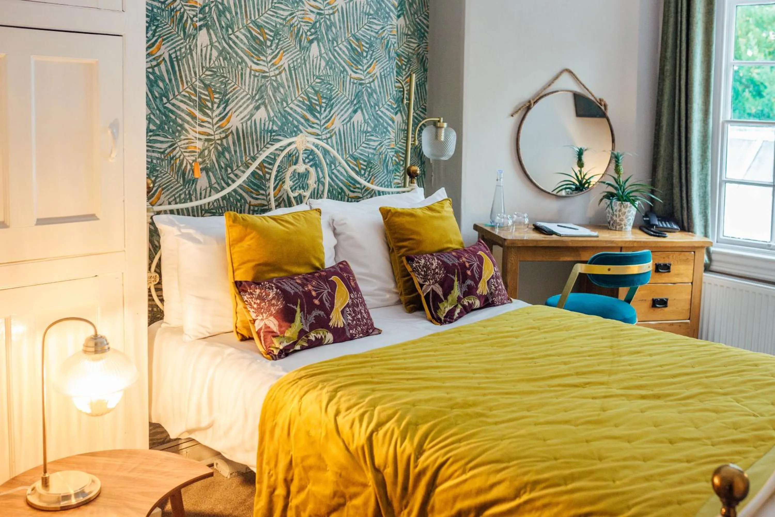 Bed in Old Rectory House, Redditch