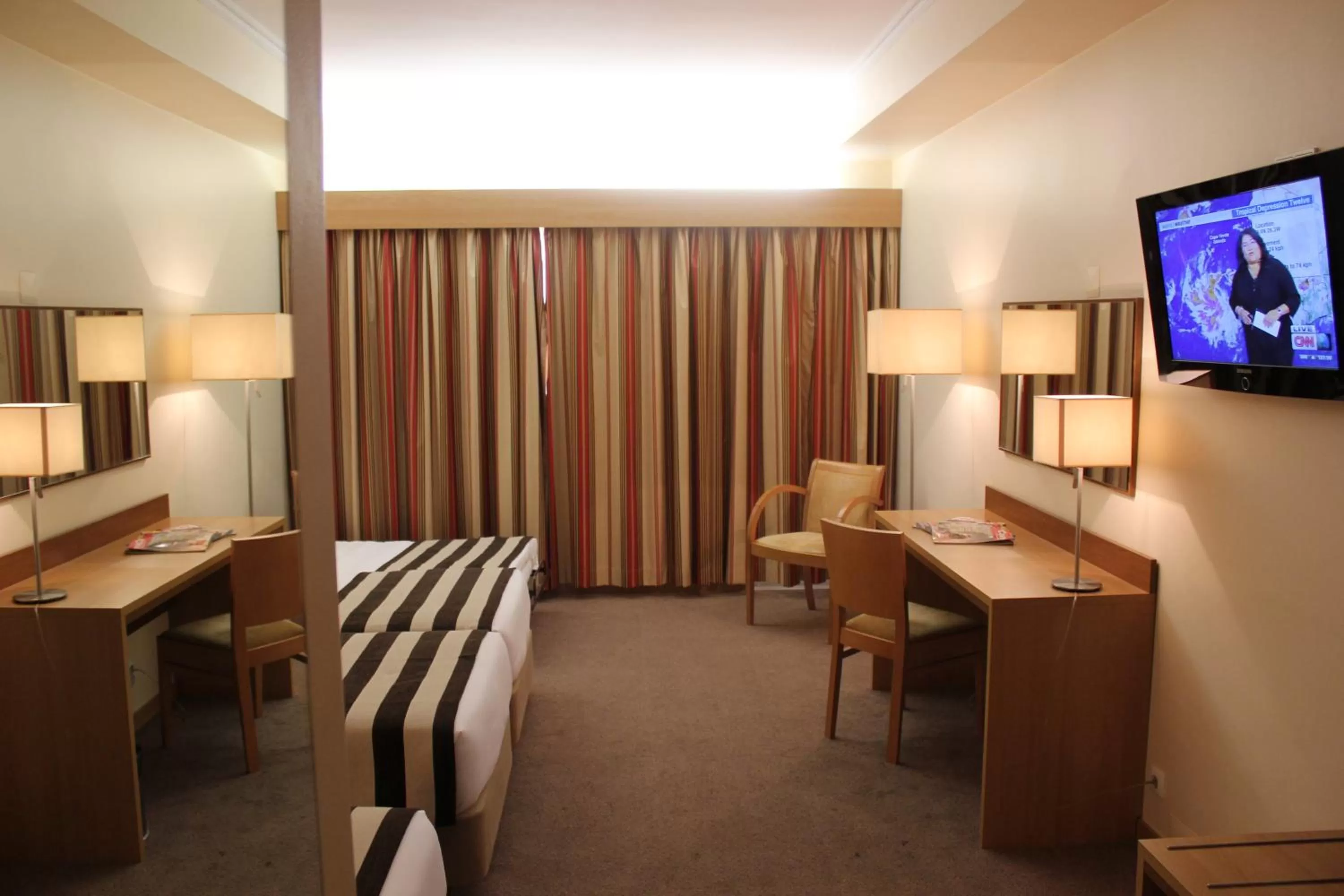 Photo of the whole room in Hotel Principe Lisboa