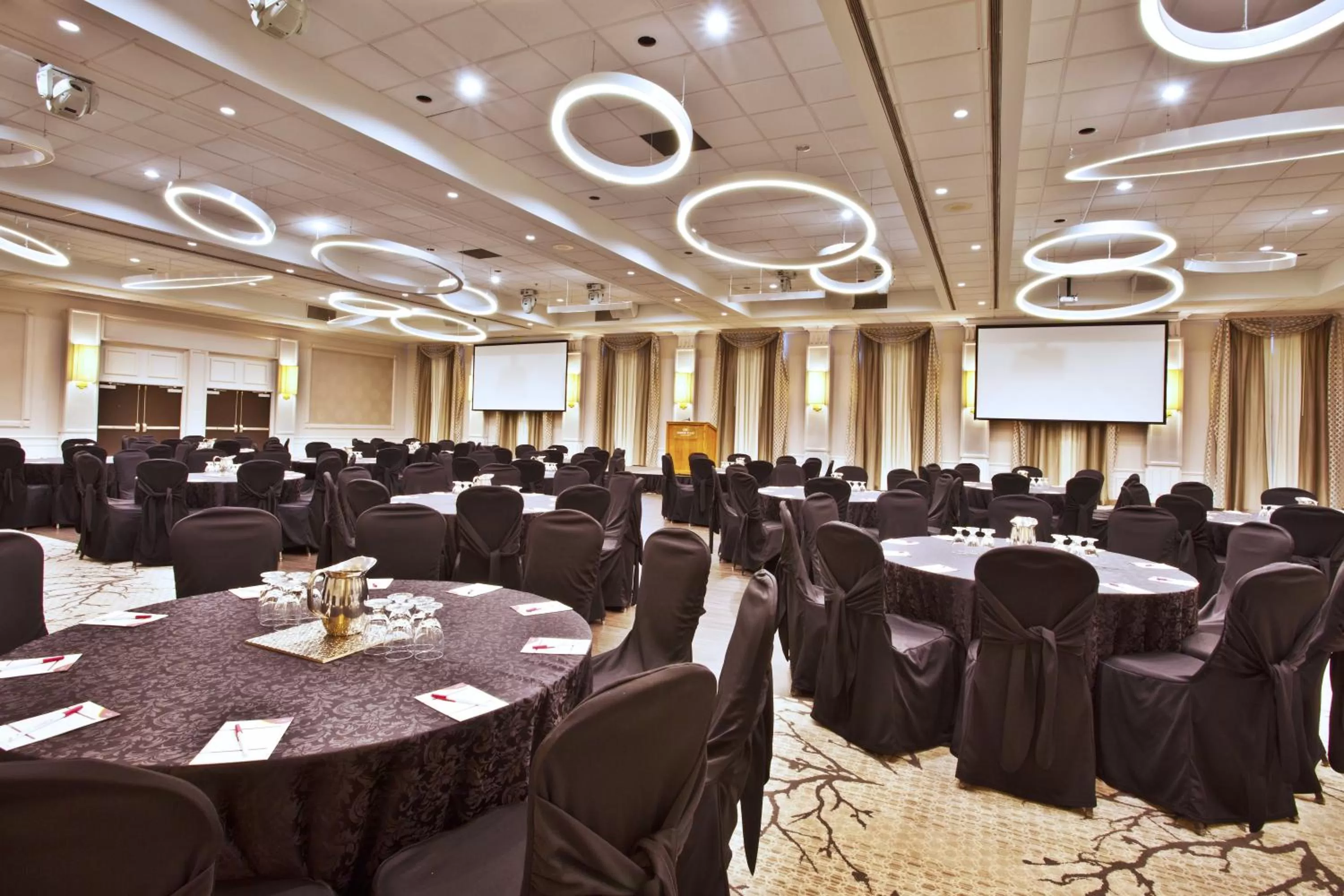 Banquet/Function facilities in Crowne Plaza Kitchener-Waterloo by IHG