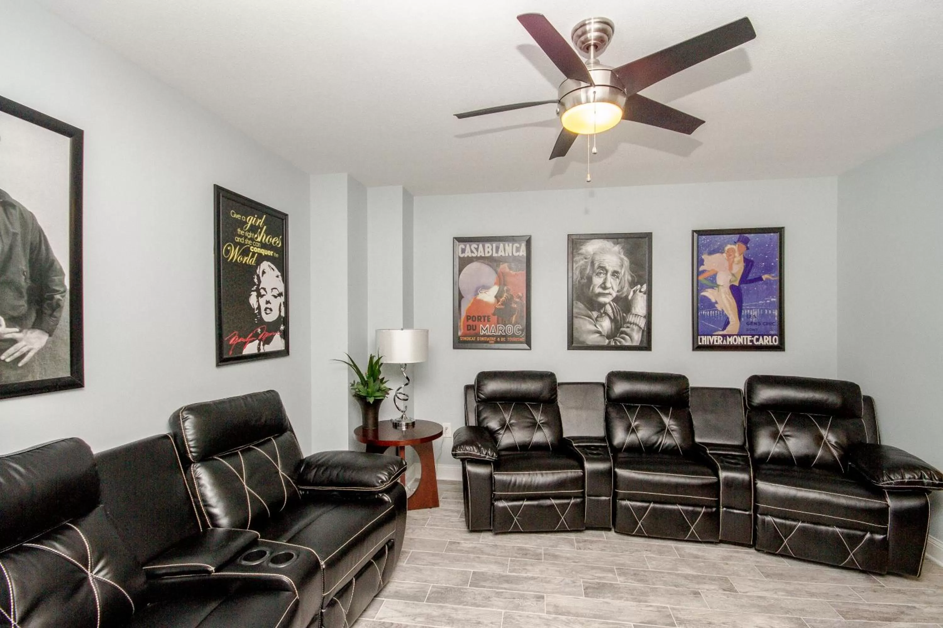 Living room, Seating Area in Beach Vacation Condos South