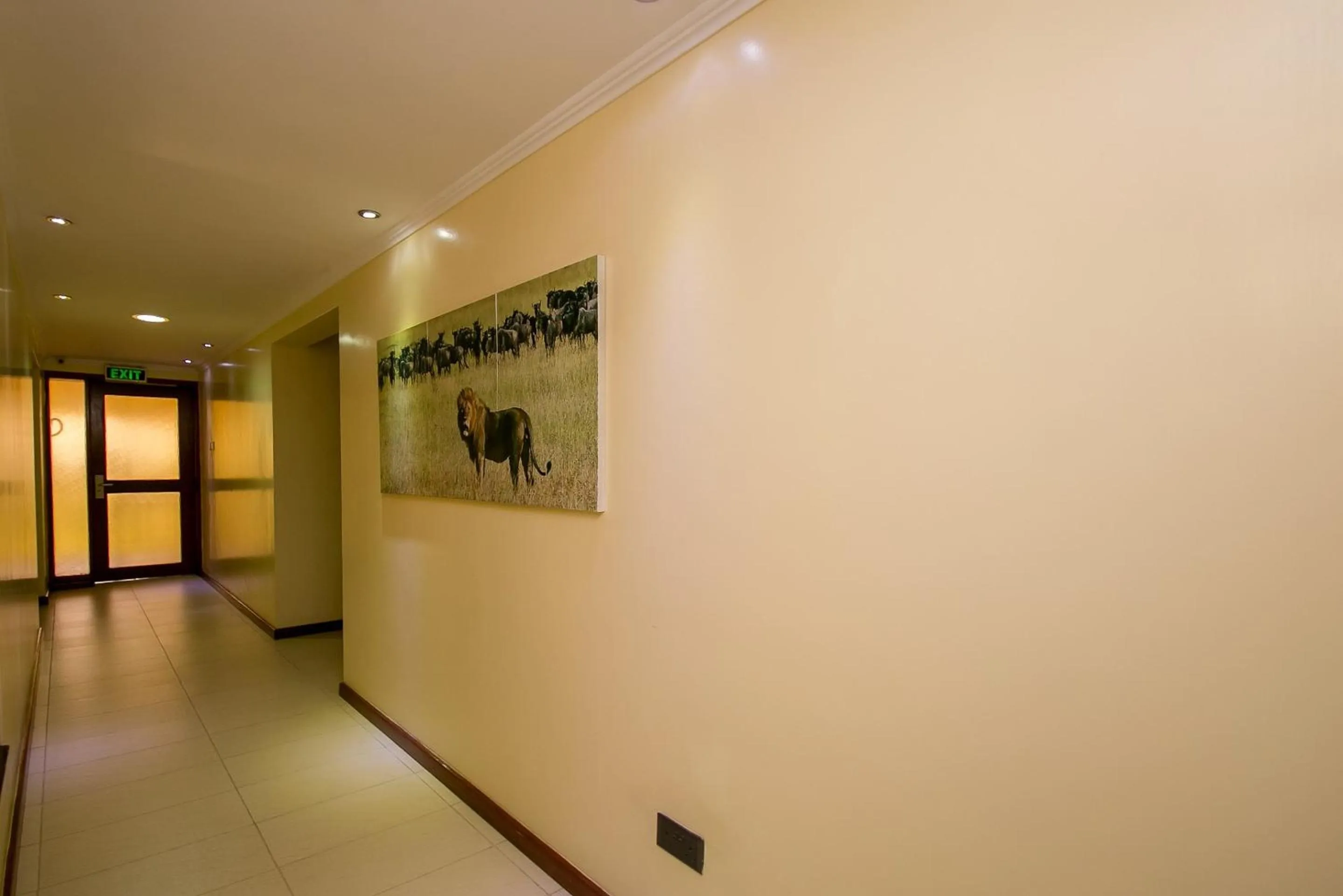Property building in Waridi Paradise Hotel and Suites