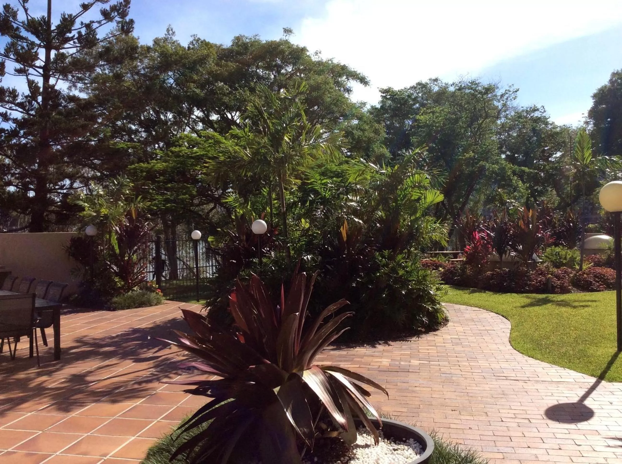 Day in Kirribilli Apartments