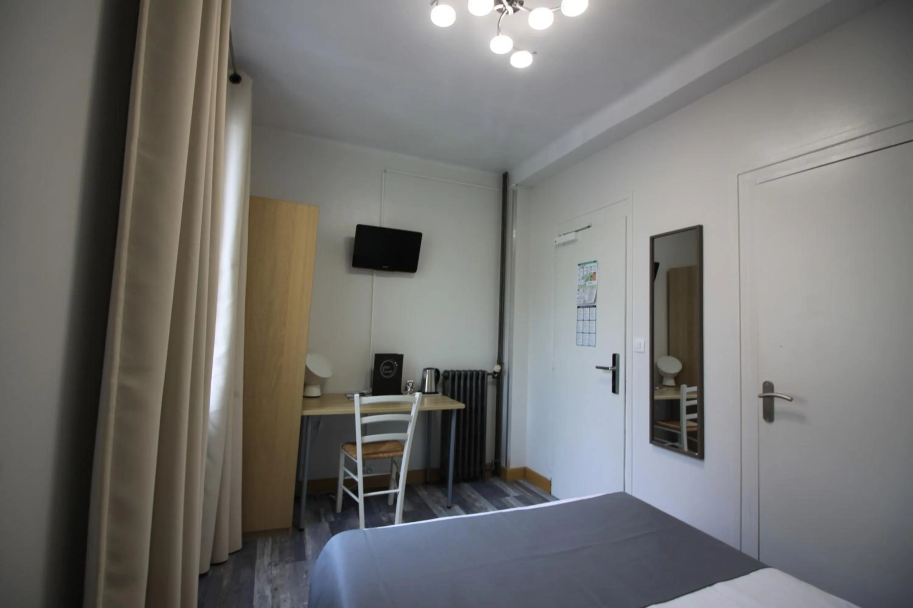 Bedroom, Bed in Hotel De l'Univers