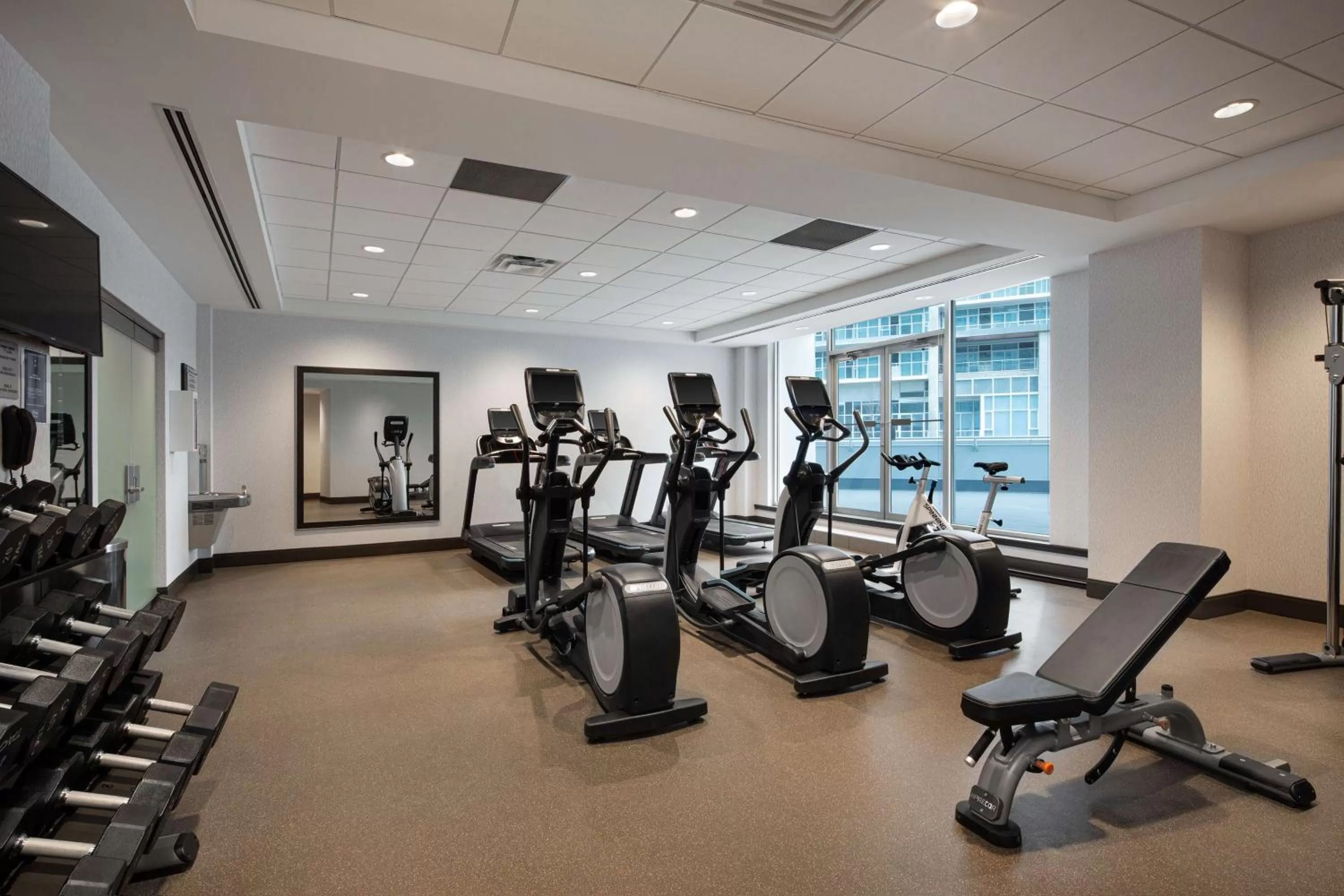 Fitness centre/facilities in Hilton Vancouver Metrotown