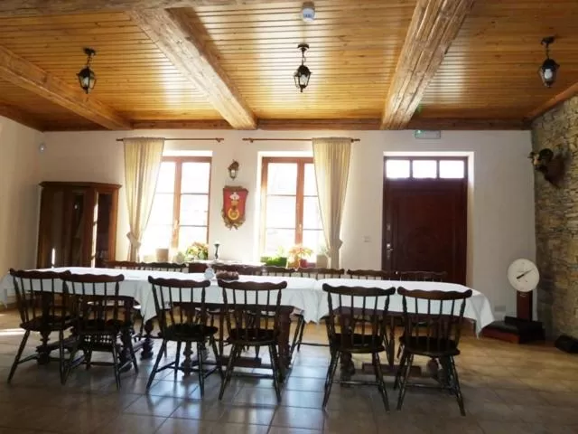 Gościniec Dworski w Ropie - Pokoje gościnne