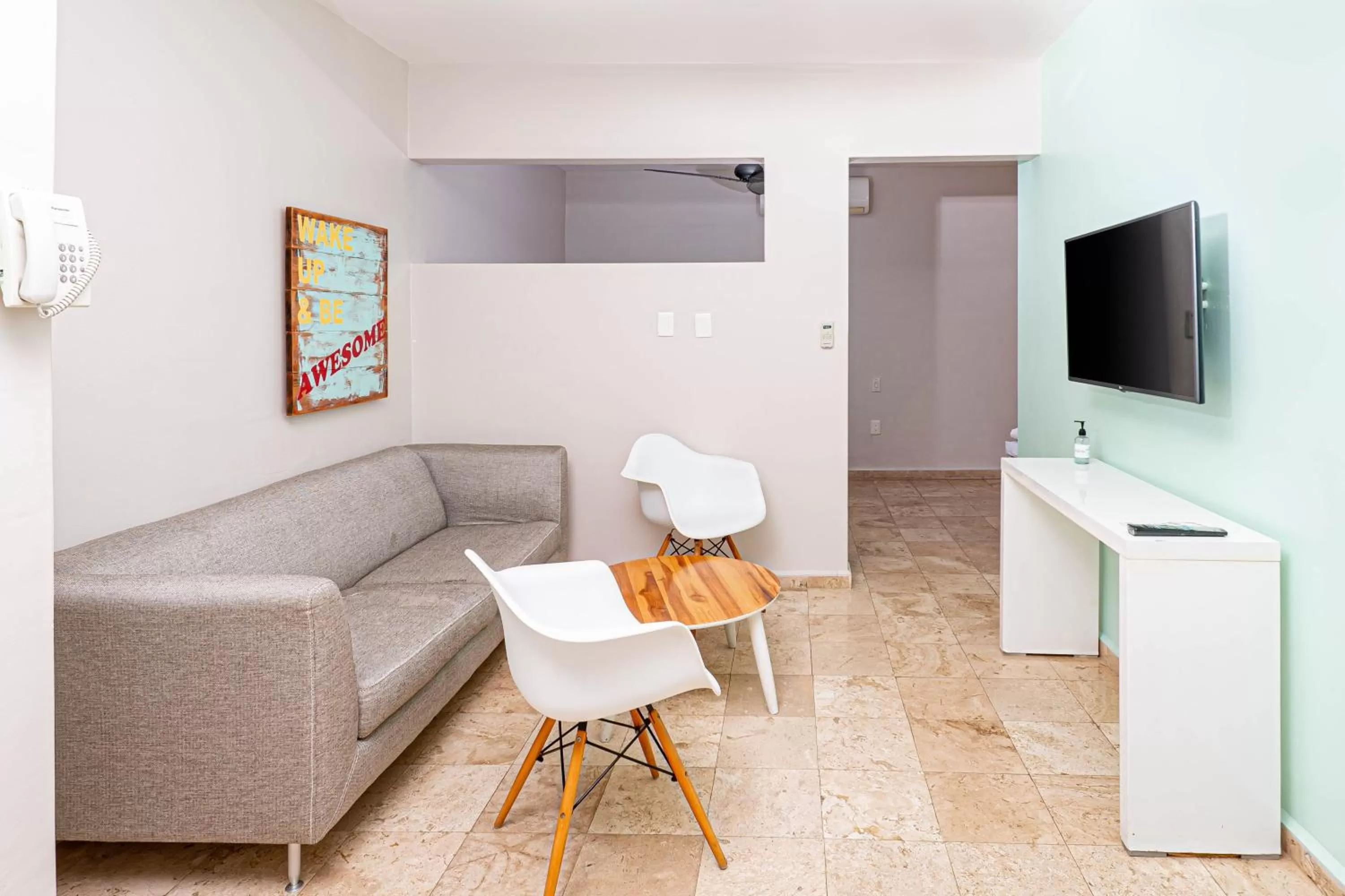 Seating Area in Hotel Boutique Rato 10