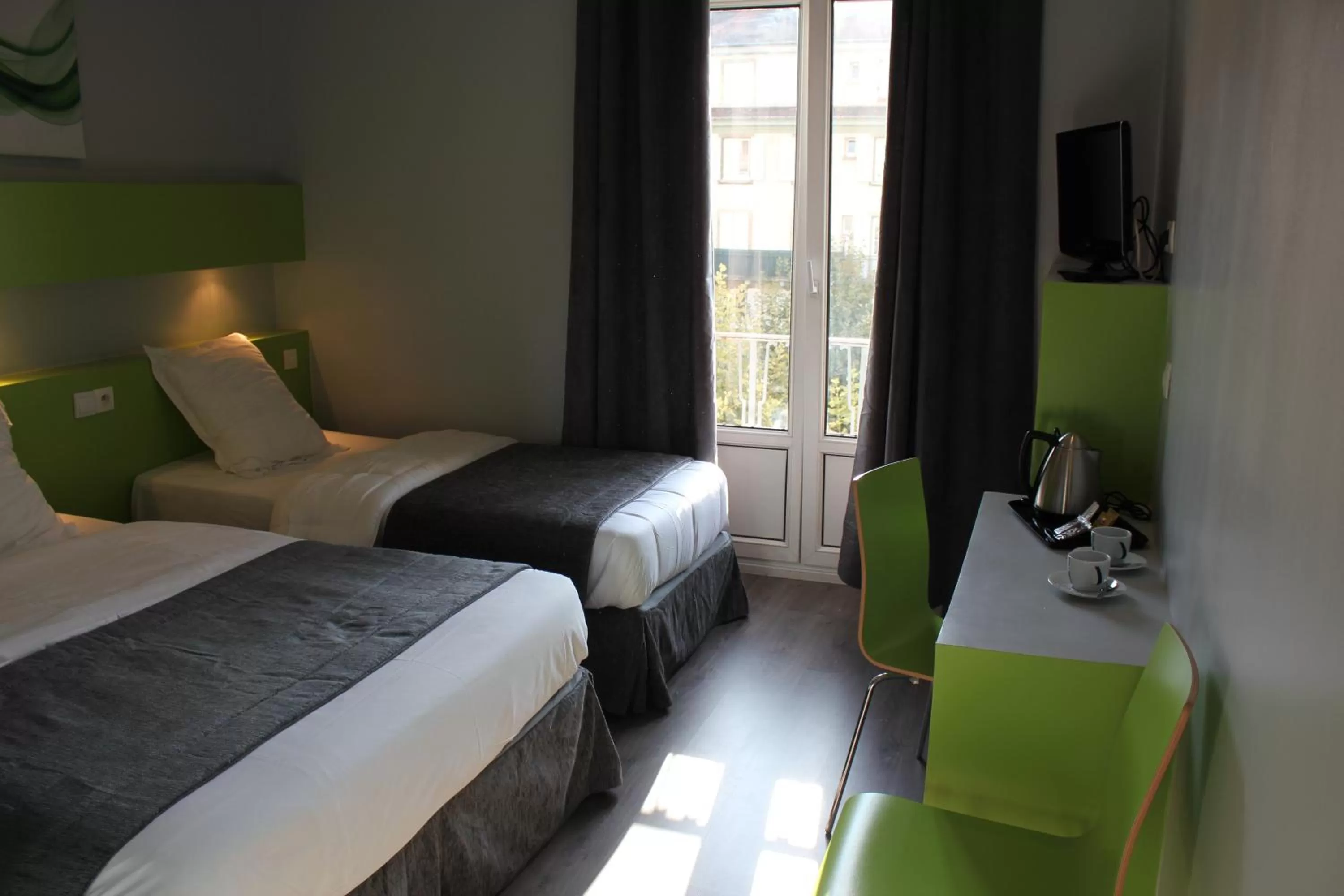 Bed in Hotel Esplanade