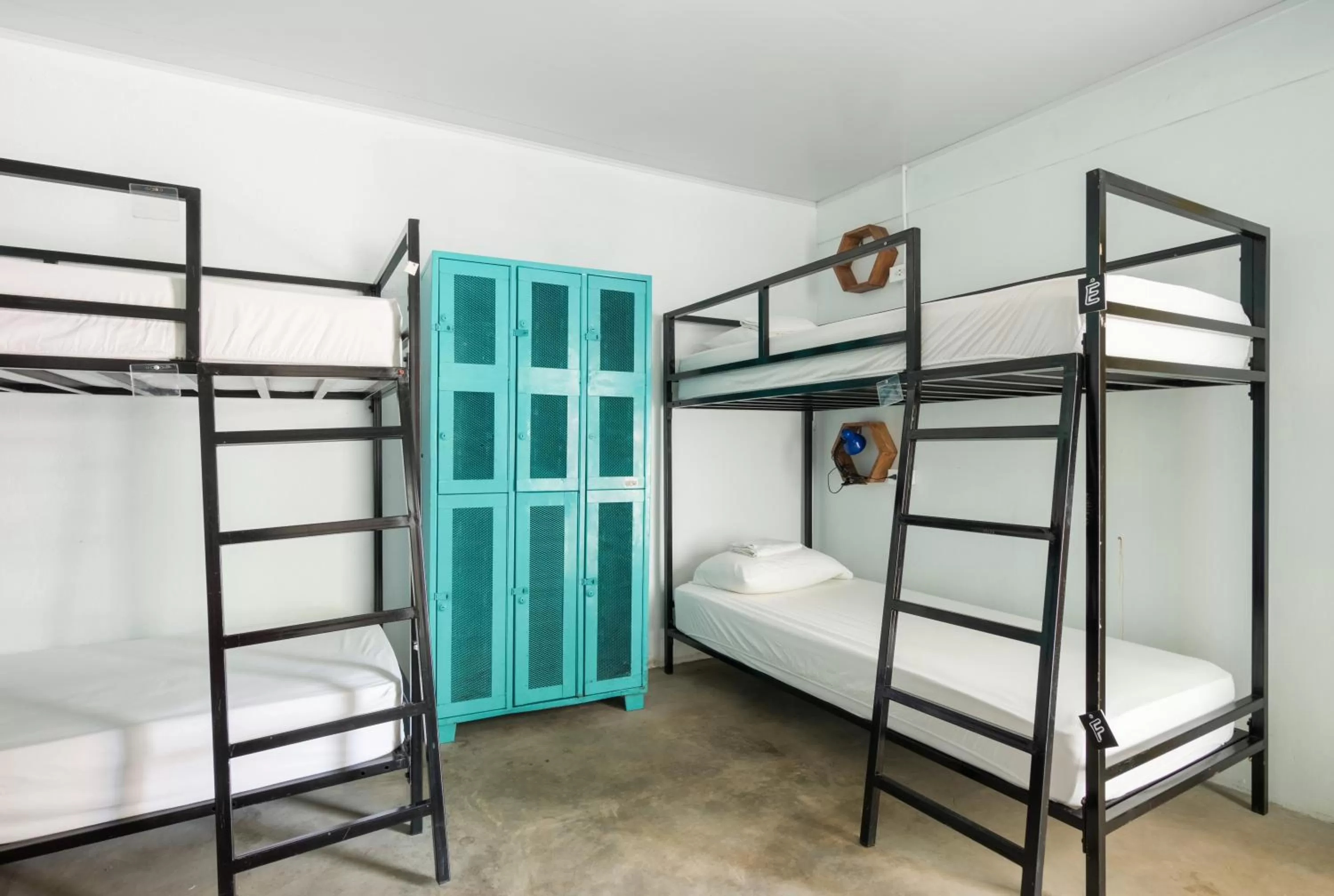 Private 4-Bed Room in Selina Jaco