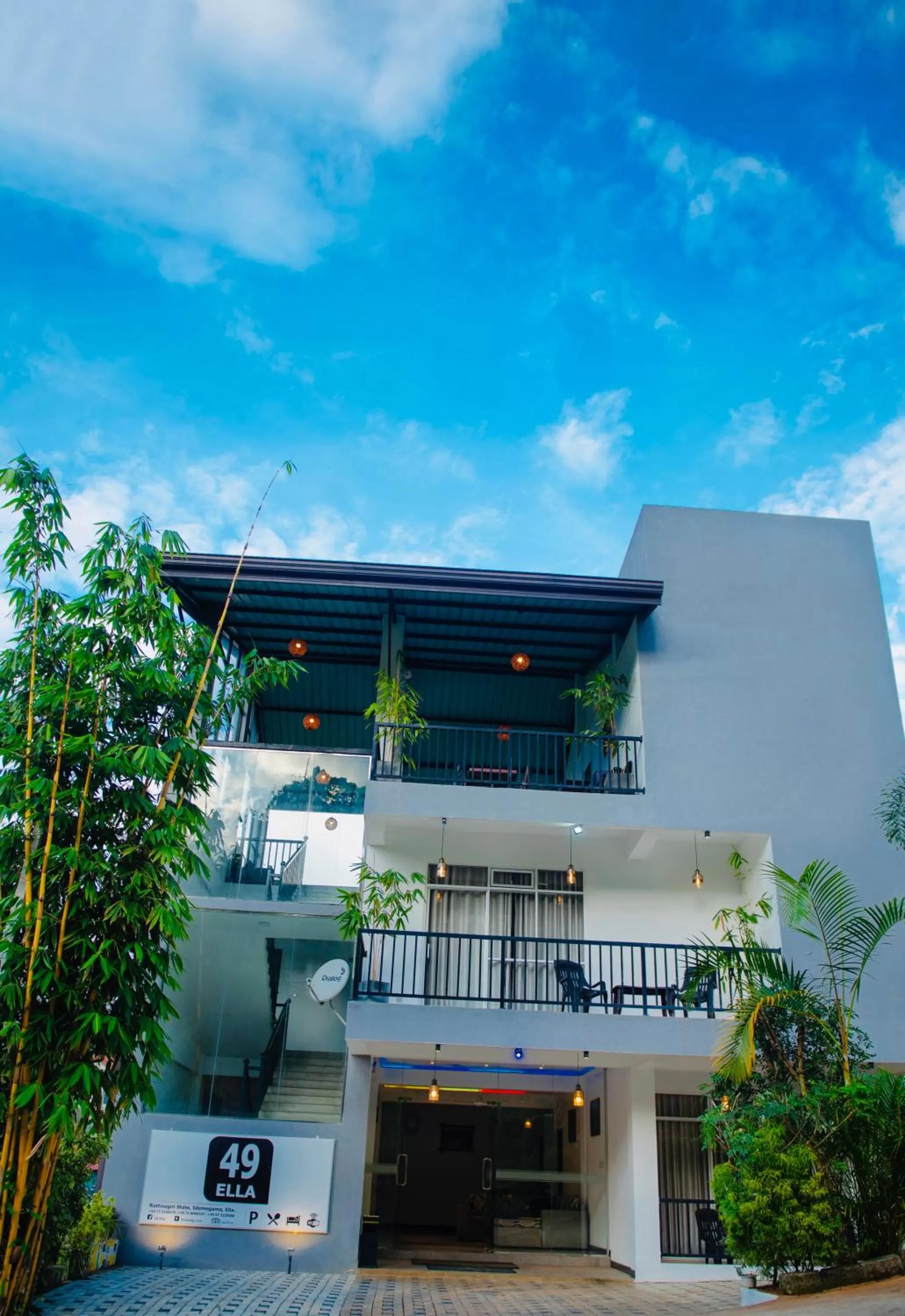 Property building in 49 Ella