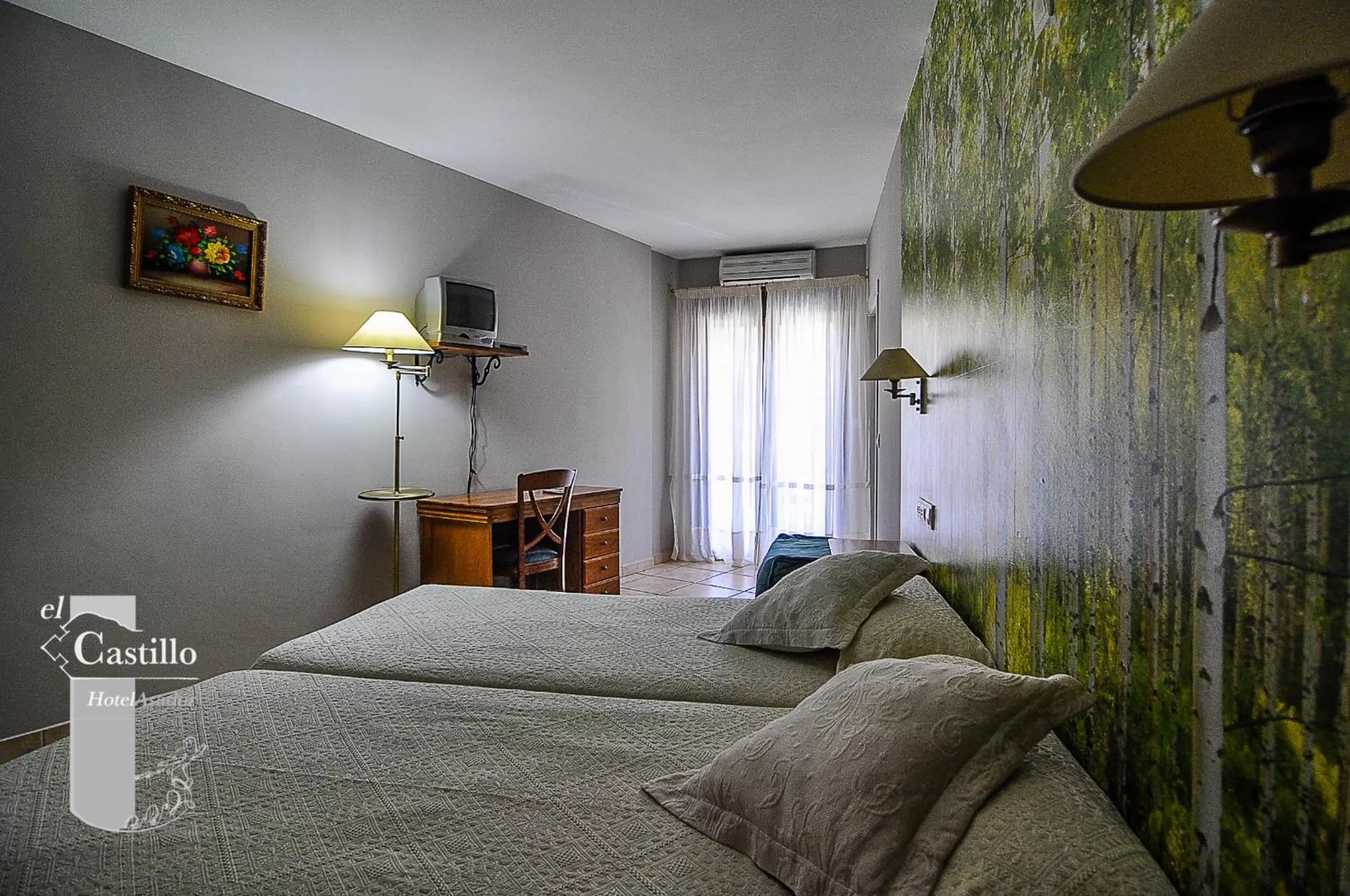 Photo of the whole room, Bed in Hotel Rural el Castillo