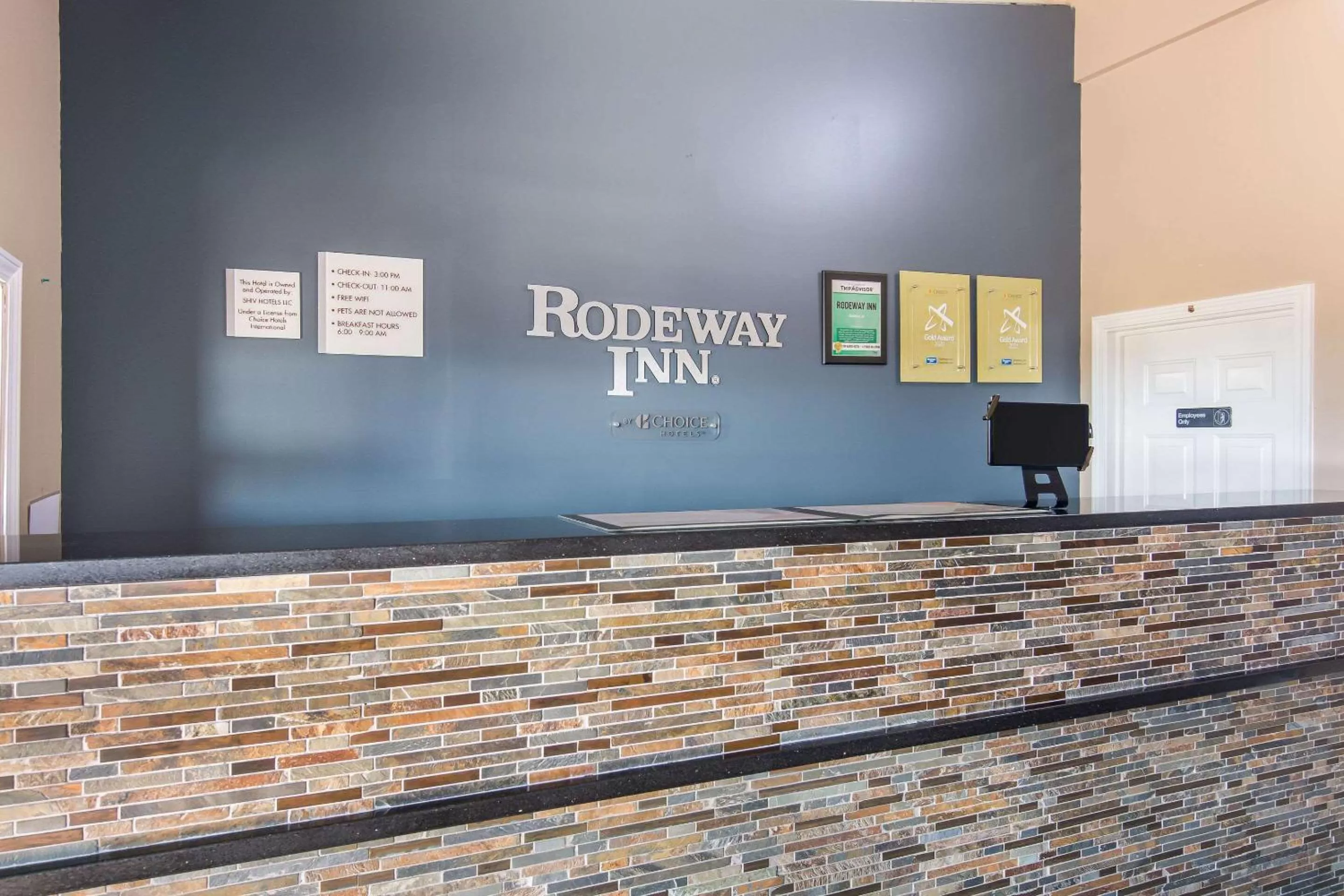 Lobby or reception in Rodeway Inn Nashville