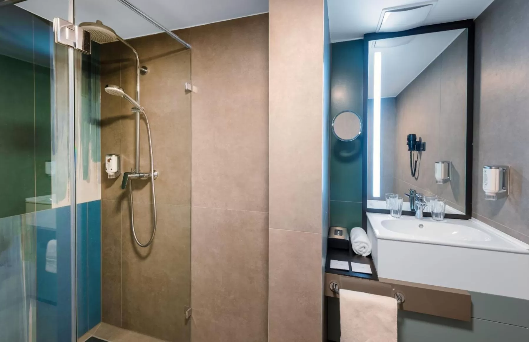 Bathroom in Hunguest Hotel Bál Resort