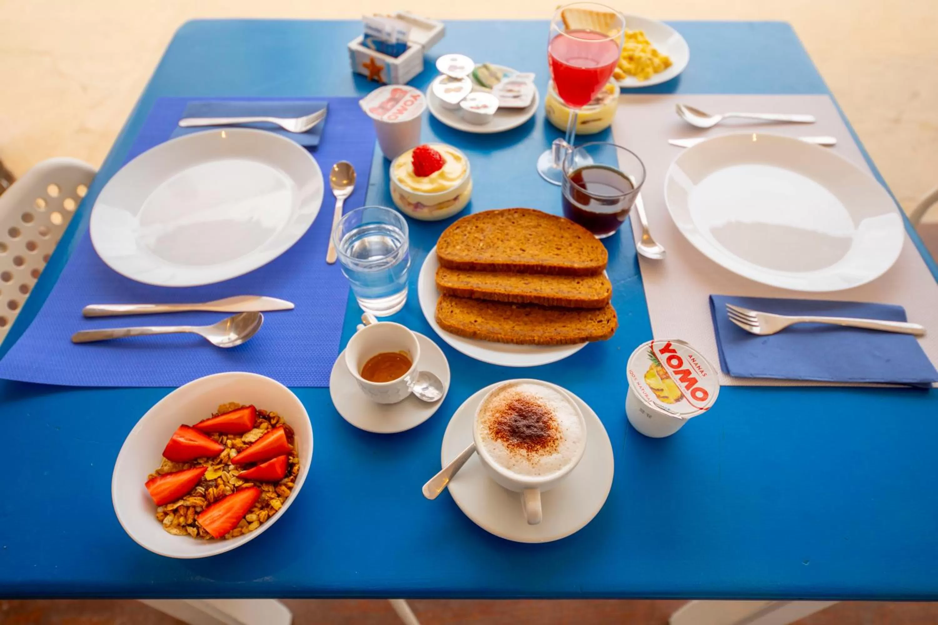 Breakfast in Borgo Marino Suite B&B