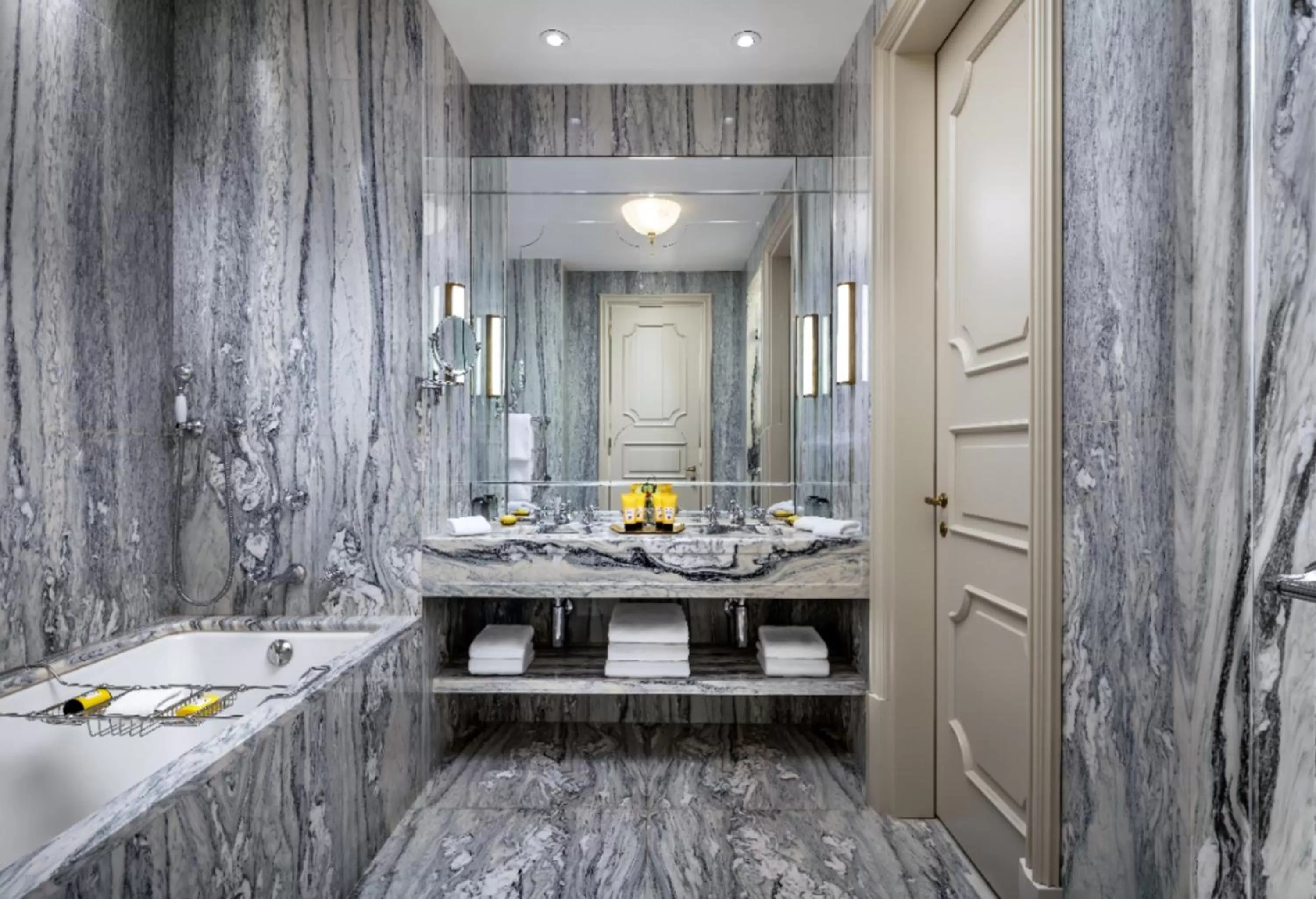 Bathroom in The Gritti Palace, a Luxury Collection Hotel, Venice
