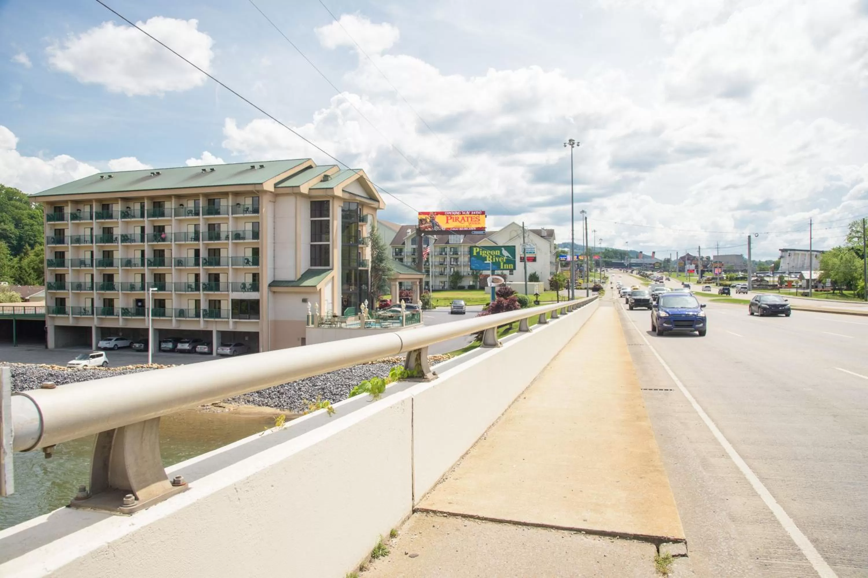 Nearby landmark in Pigeon River Inn