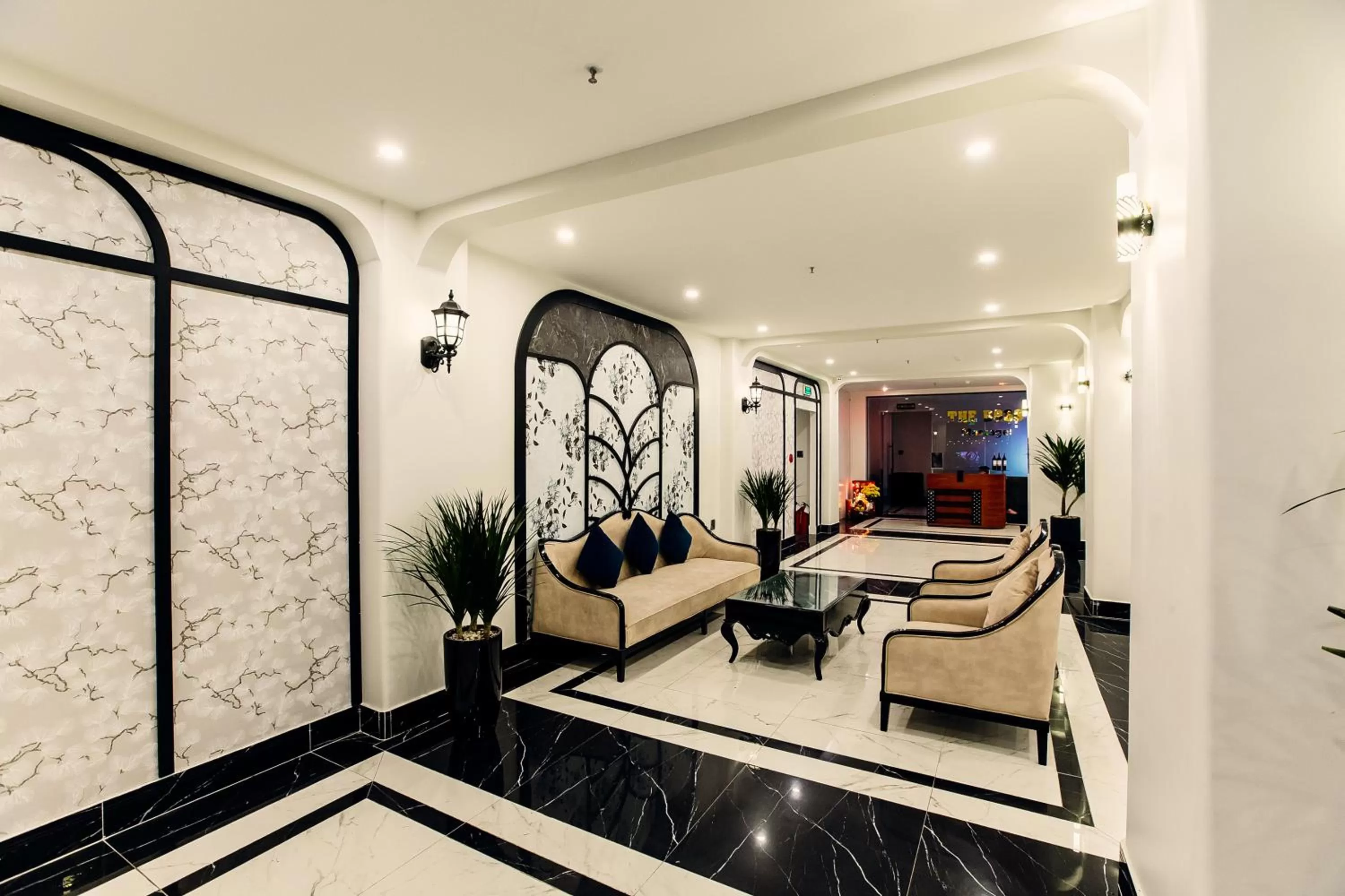 Lobby or reception in LION 3 HOTEL