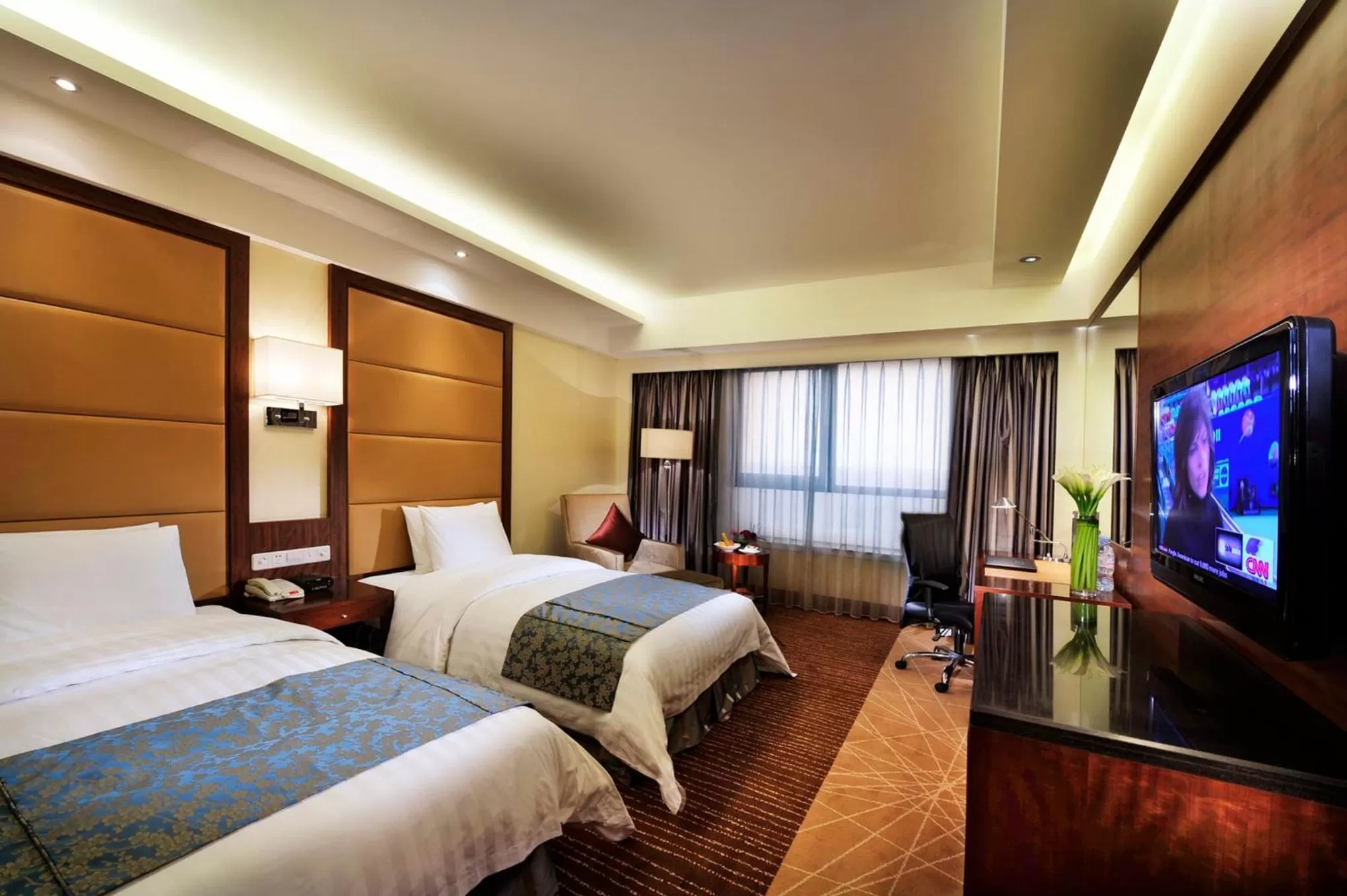 Photo of the whole room, Bed in Crowne Plaza Beijing International Airport by IHG