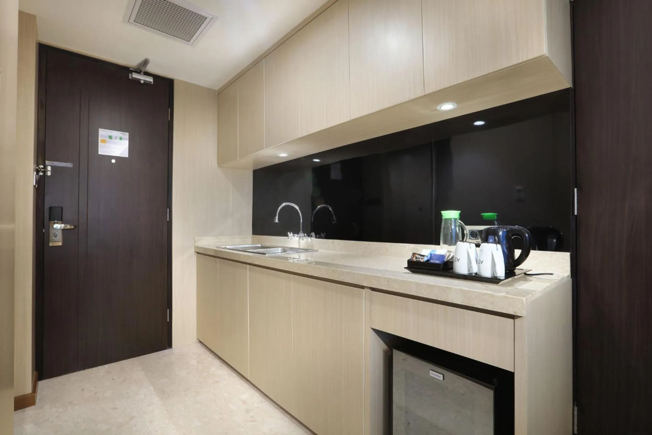 Coffee/tea facilities in Aston Kartika Grogol Hotel & Conference Center