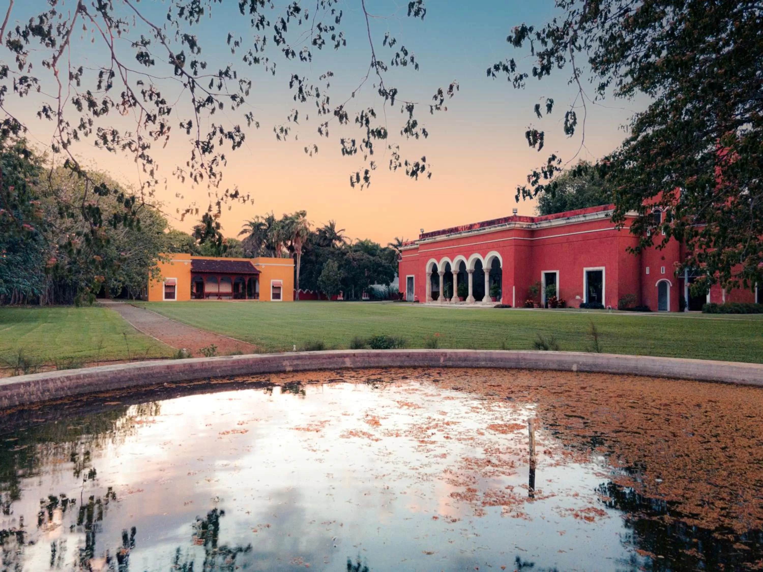 Facade/entrance in Hacienda San Antonio Millet