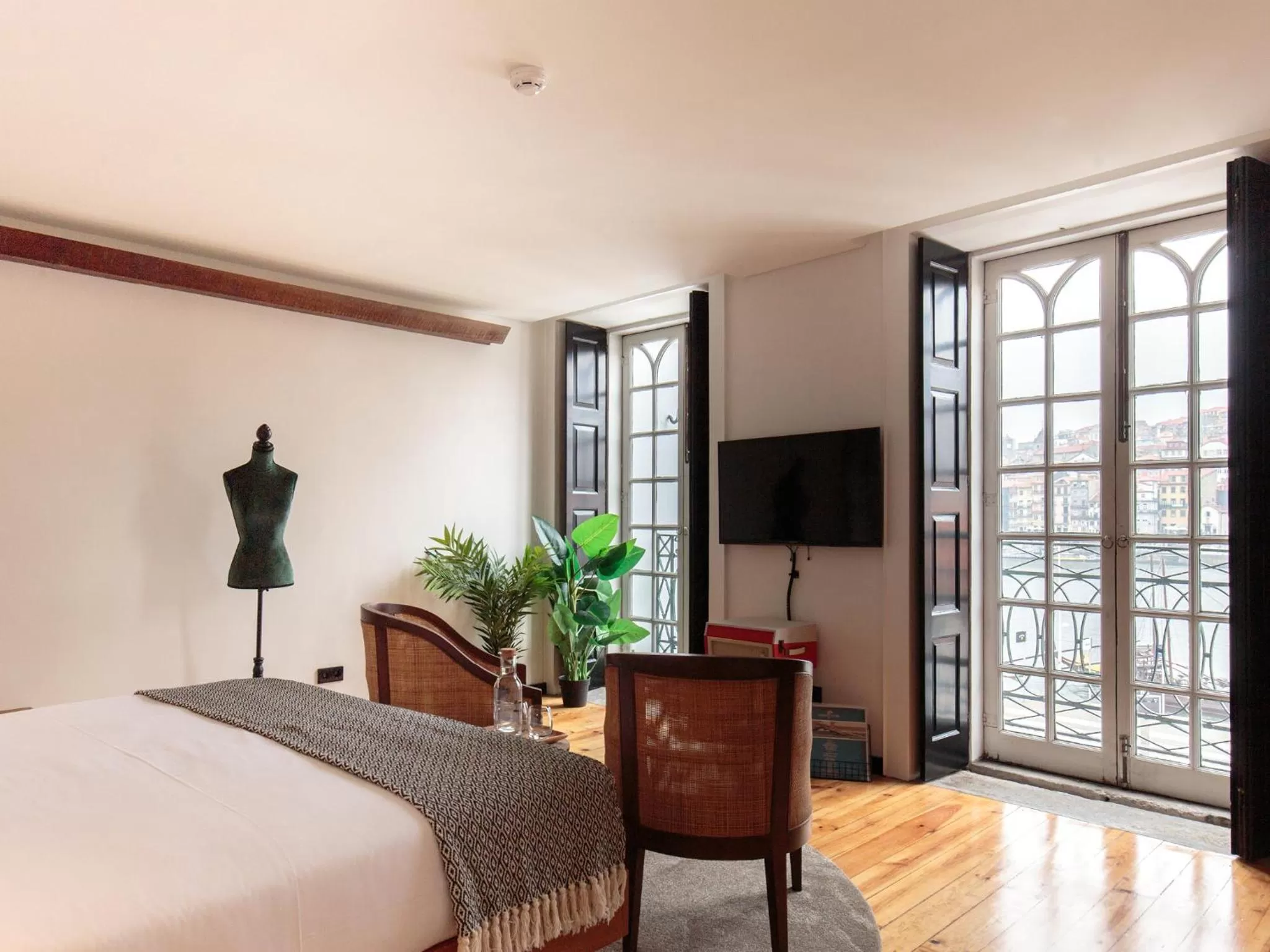 Bedroom, Bed in The House of Sandeman