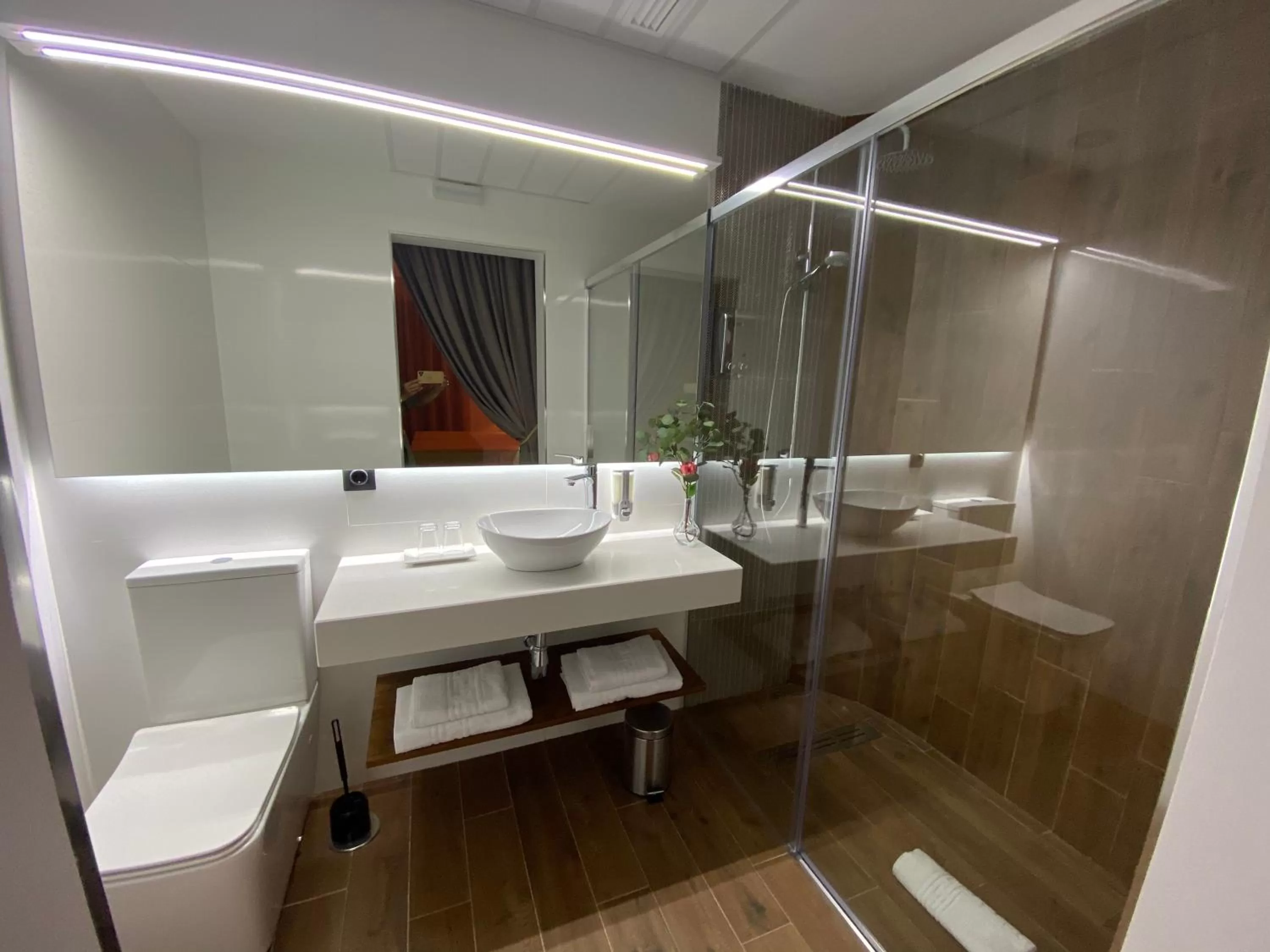 Shower in HOTEL Boutique ÁNGEL