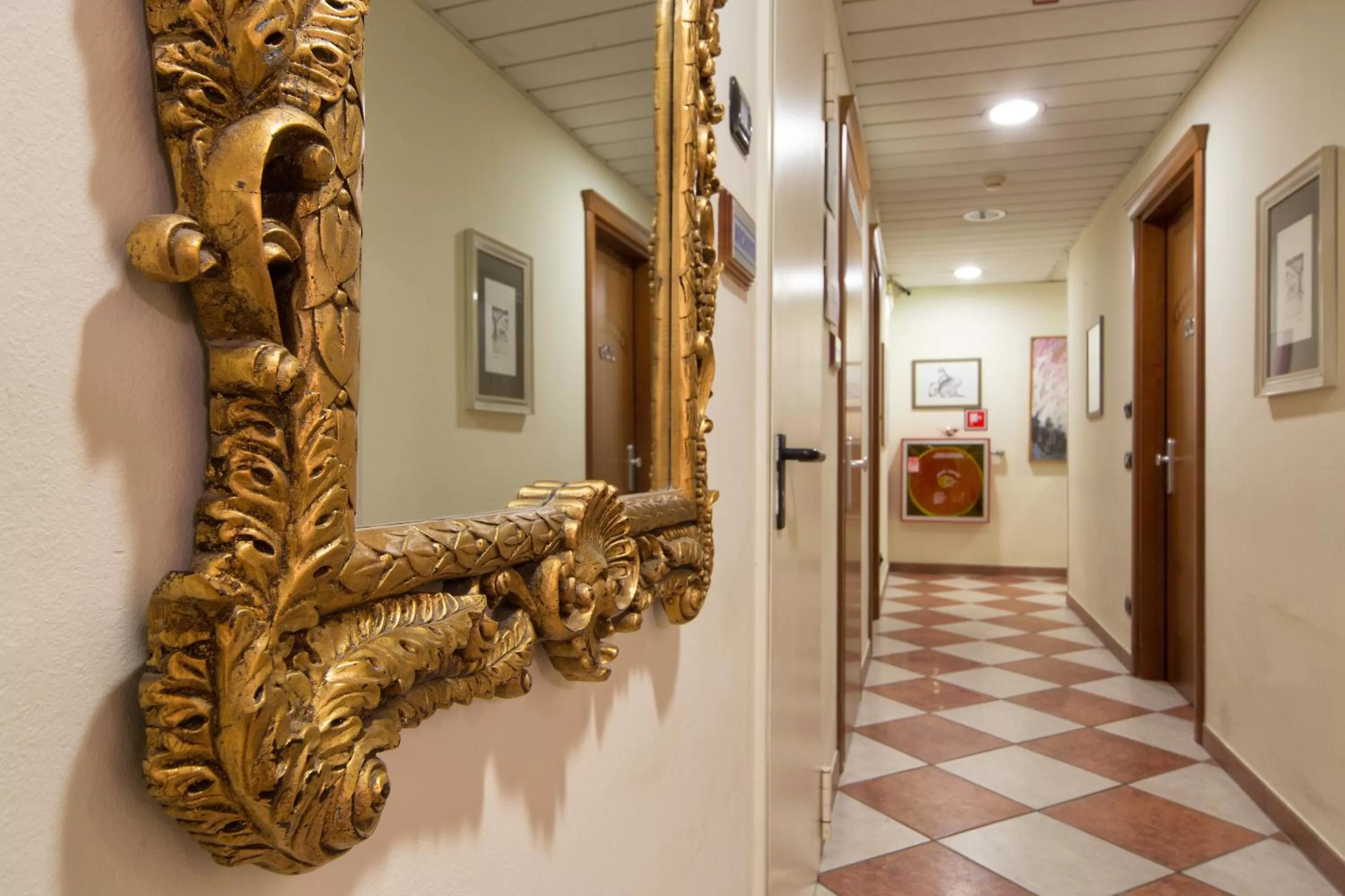 Decorative detail in Hotel Giotto