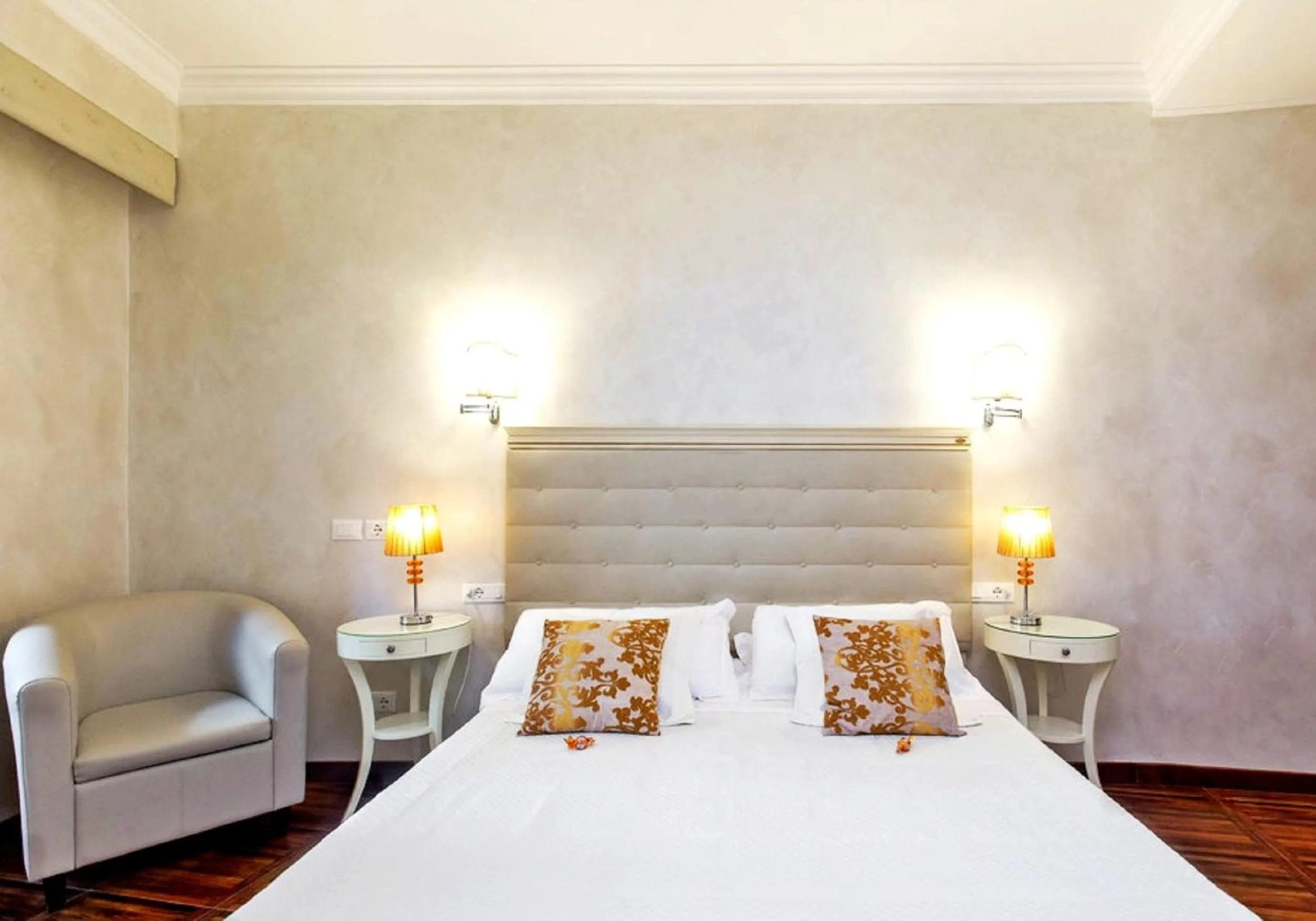 Photo of the whole room, Bed in Locanda Navona