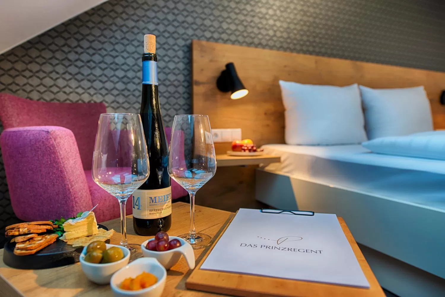 Photo of the whole room, Bed in Das Prinzregent