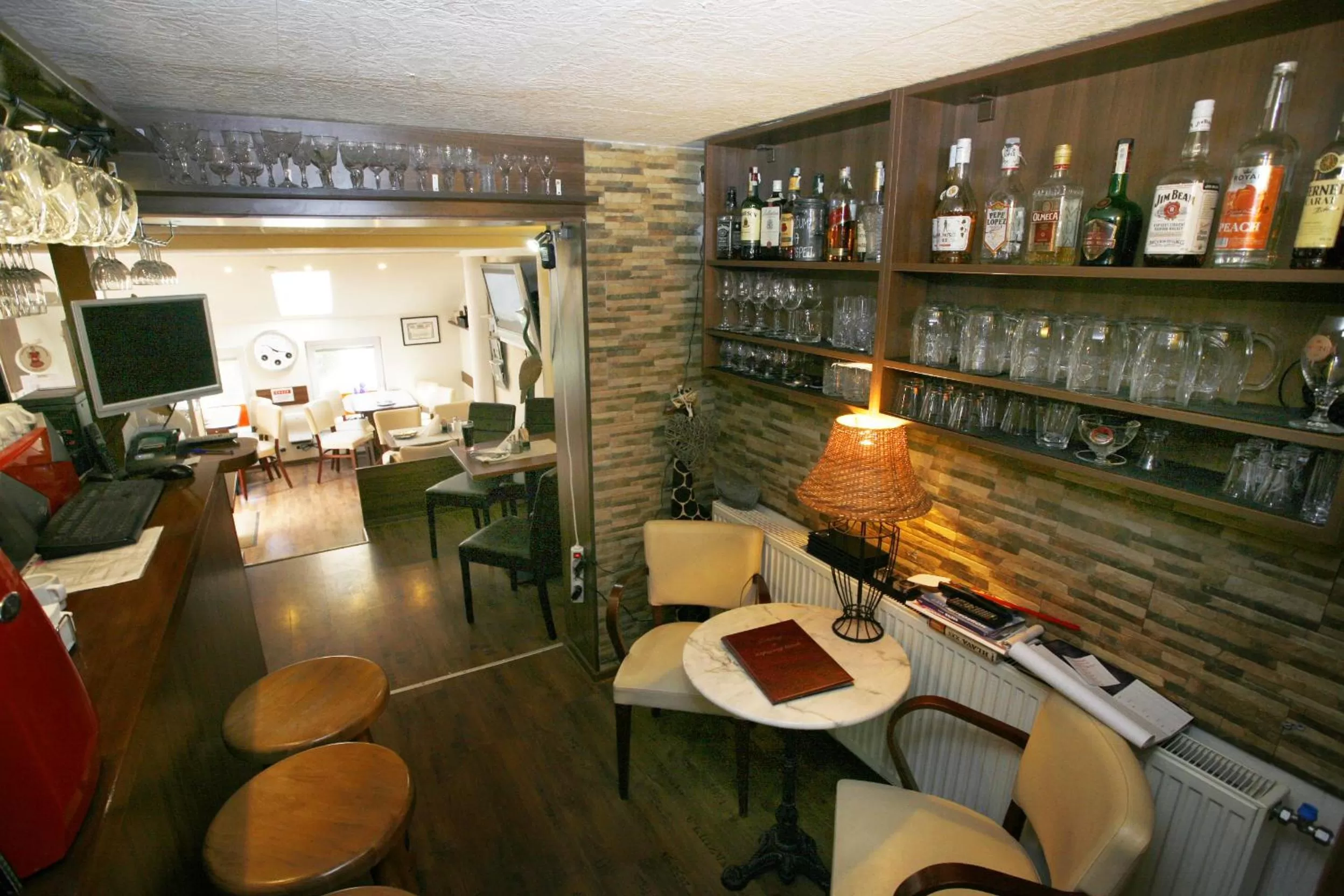 Restaurant/places to eat, Lounge/Bar in Spa & Pool Apartment Hotel - Restaurant VILLA IVICA