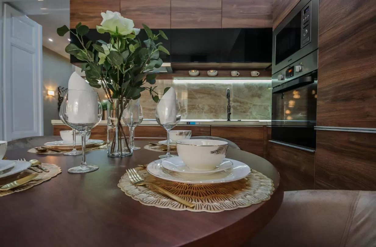 Dining area in Bengt Apartment Dohány Str.