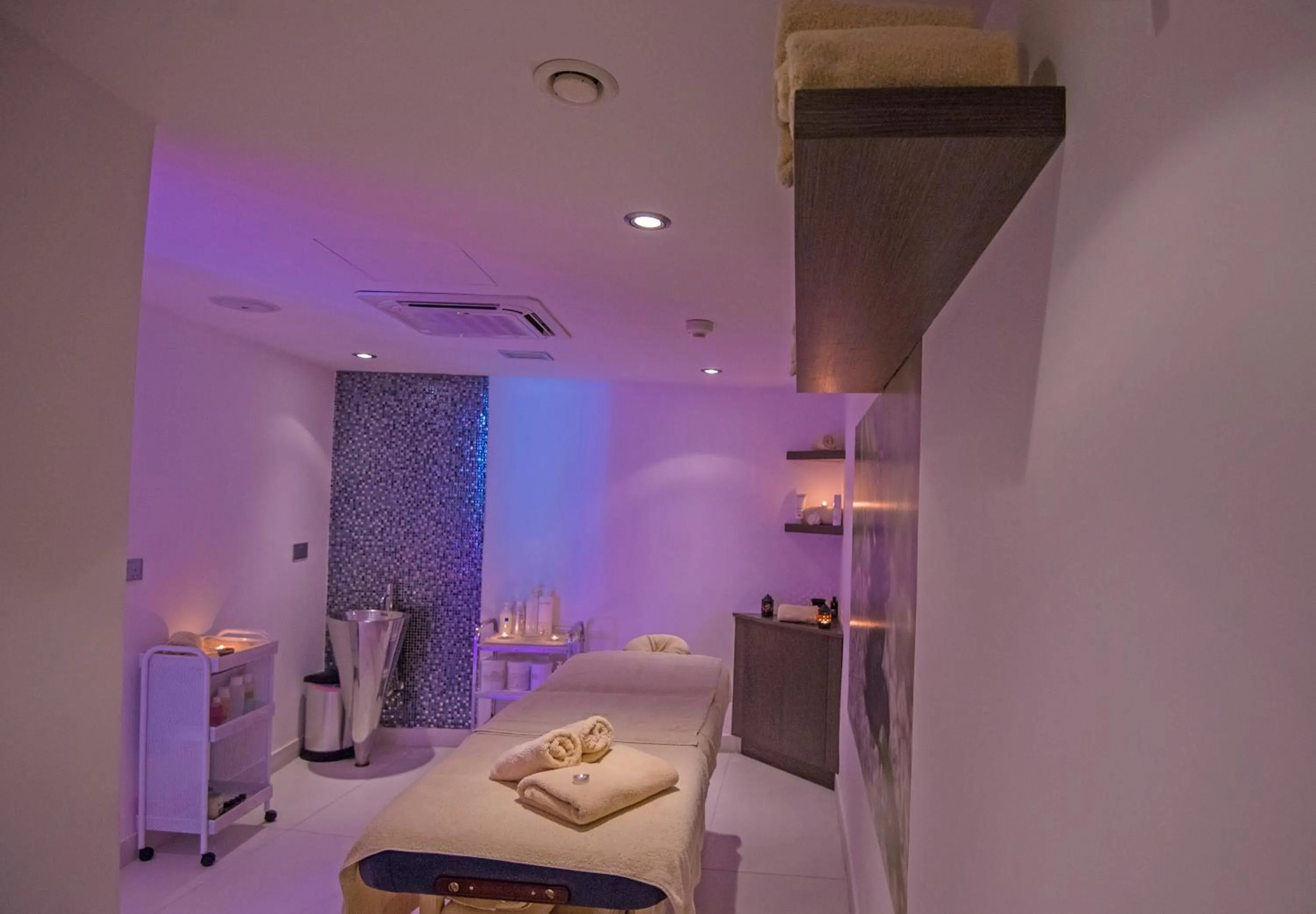 Massage in Dome Beach Marina Hotel & Resort