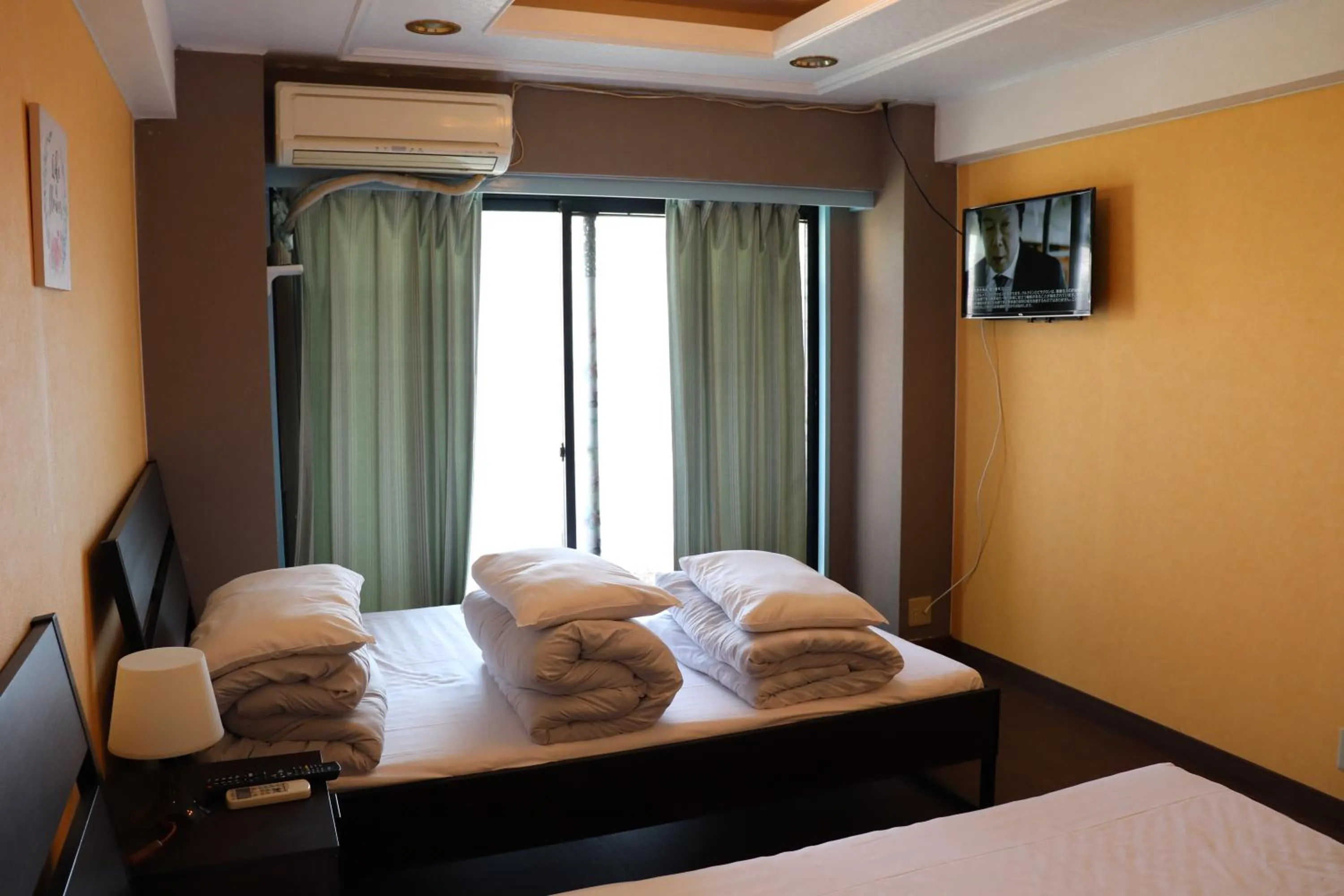 Bed in Sophiearth Apartment