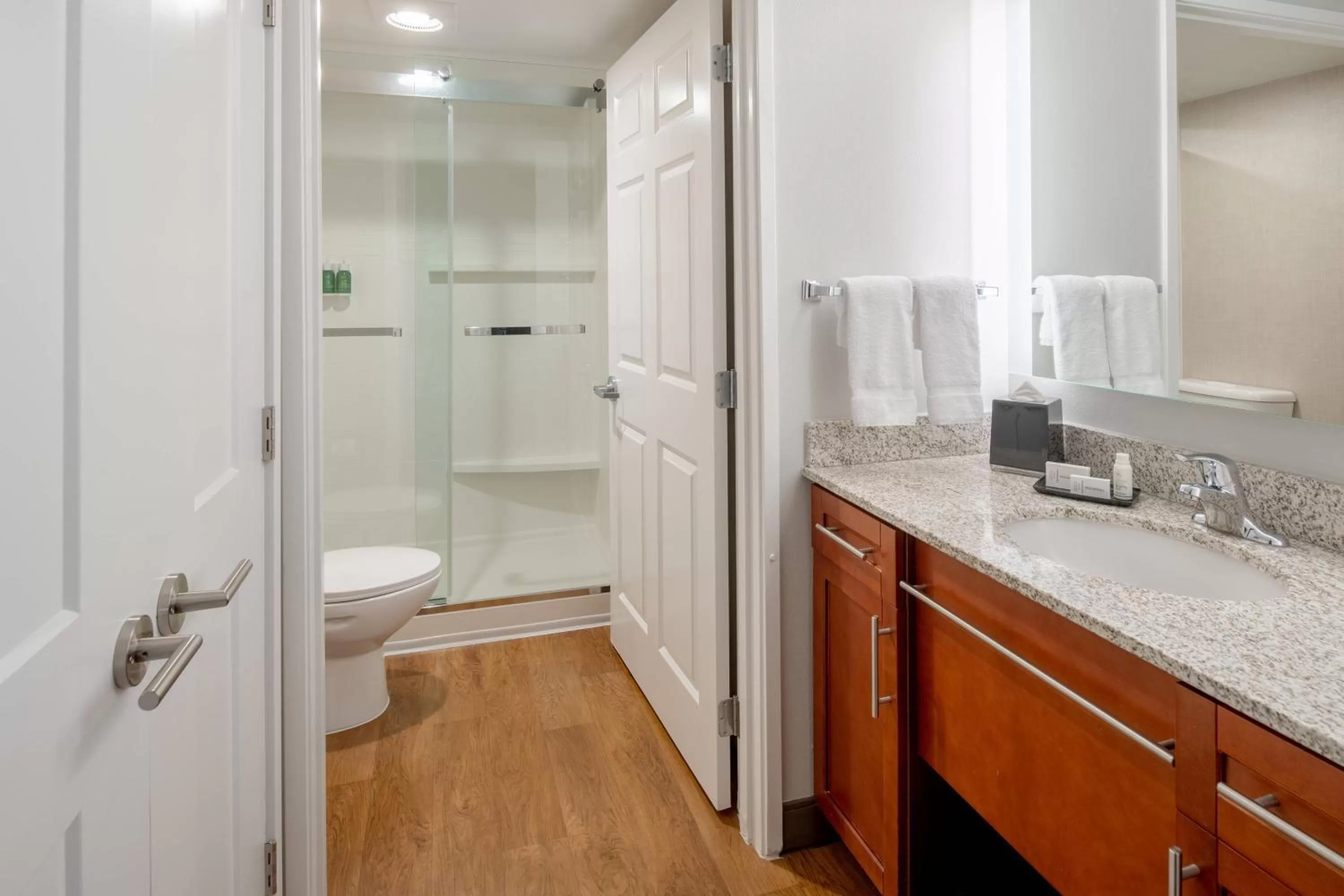 Bathroom in Residence Inn Seattle East/Redmond