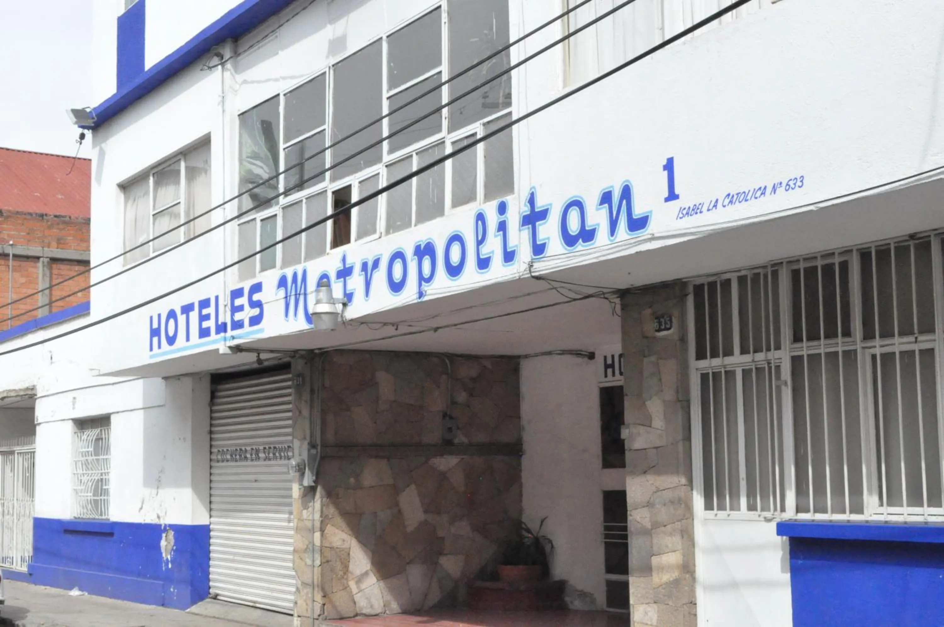 Facade/entrance in Hotel Metropolitan I