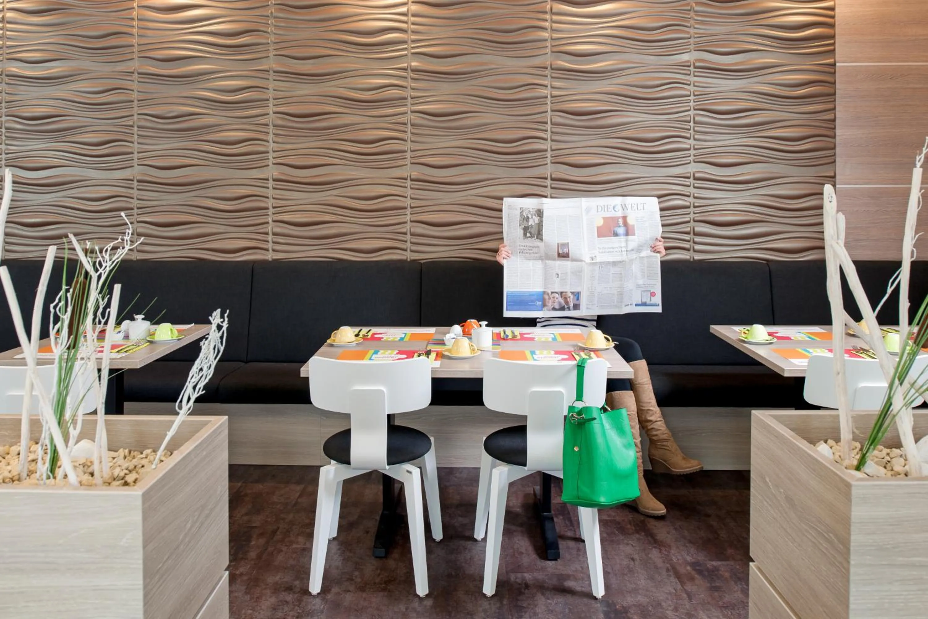 Restaurant/places to eat in ibis Styles Arnsberg - Neheim