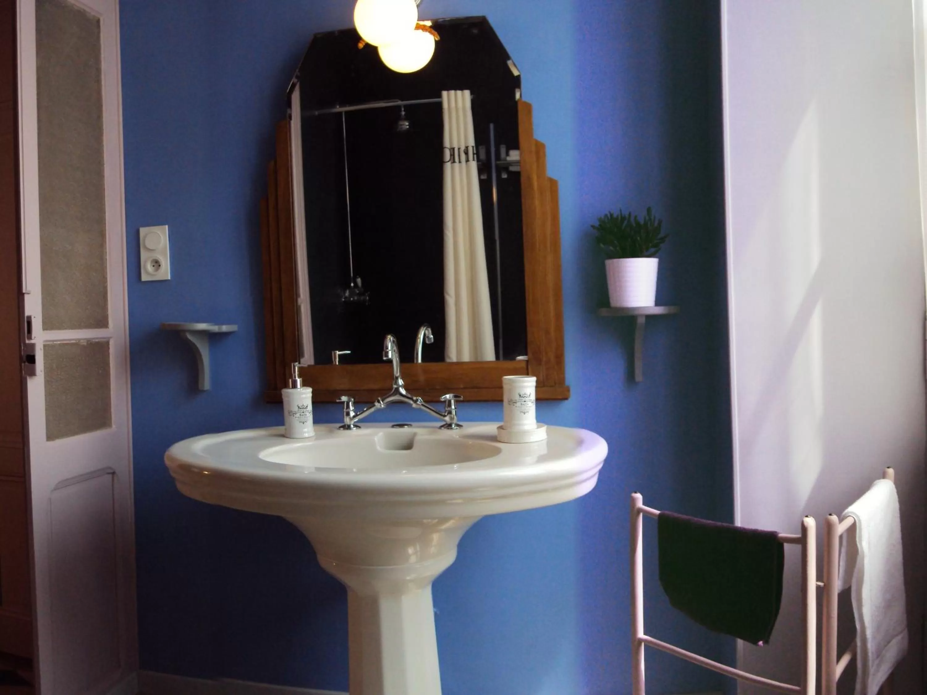 Bathroom in Les Chambres des Dames