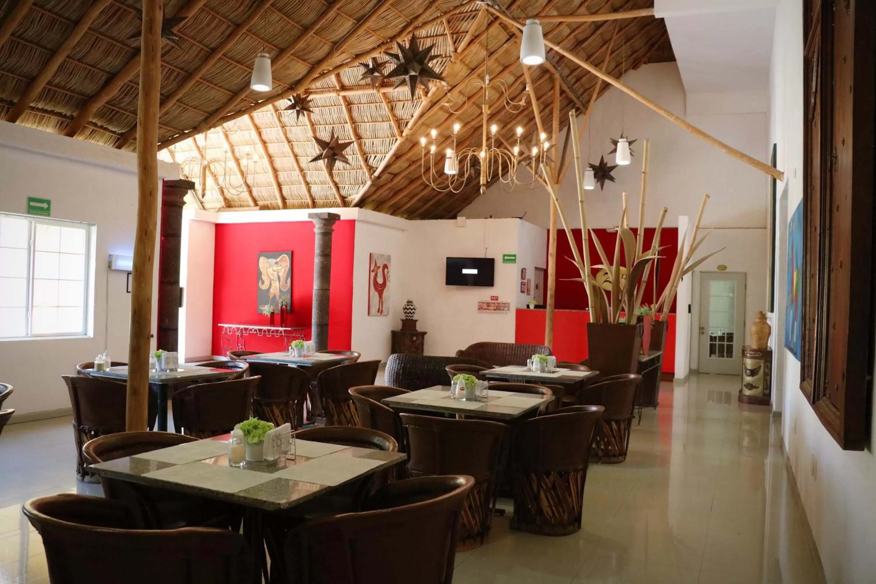 Restaurant/places to eat in Zar Colima