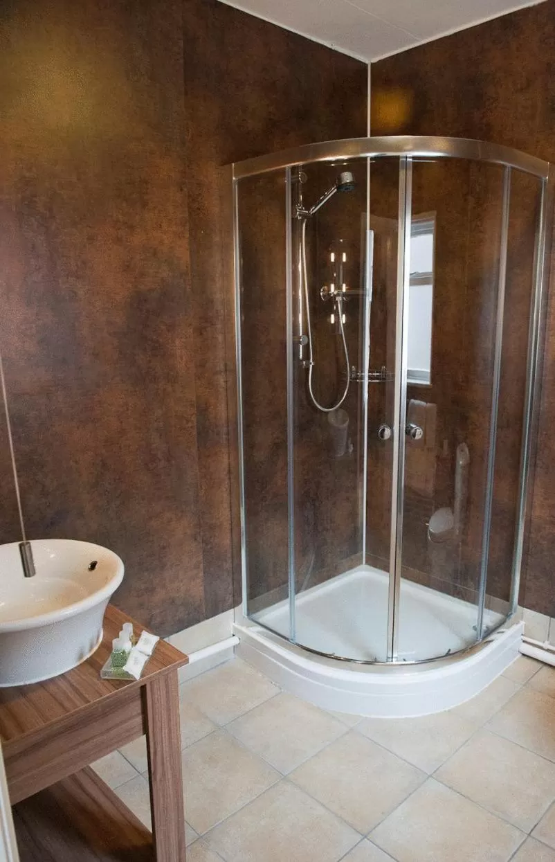 Bathroom in The Pack Horse